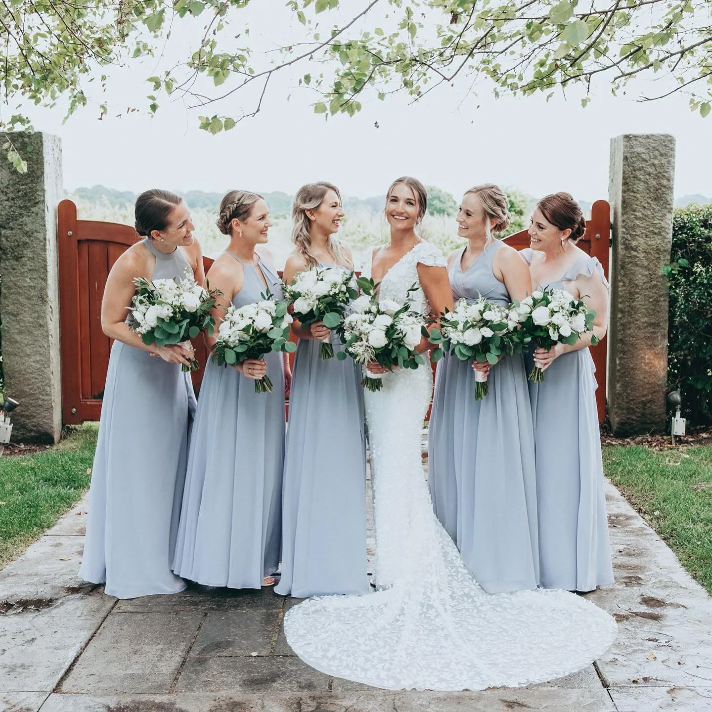 While 2023 did not offer us the most ideal weather conditions this year, (especially on weekends), I have to say every bridal gallery I have been sent so far has been absolutely beautiful, rain or shine! 
Makeup by Kristi 
Hair by Briana
🏩 Venue: