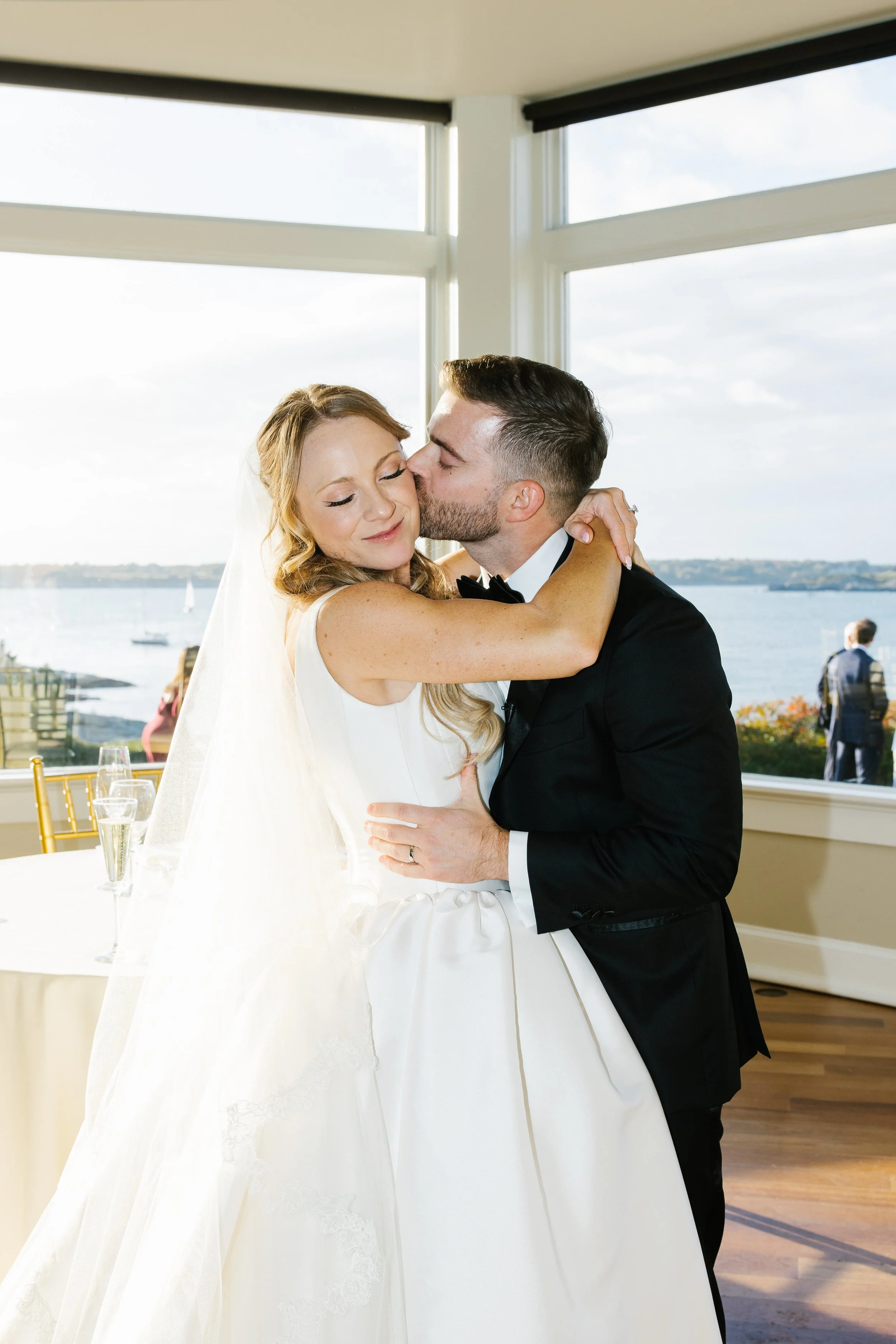 Move Mountains-James-Liz-Wedding-Ocean Cliff-Newport-RI-55 copy.jpg