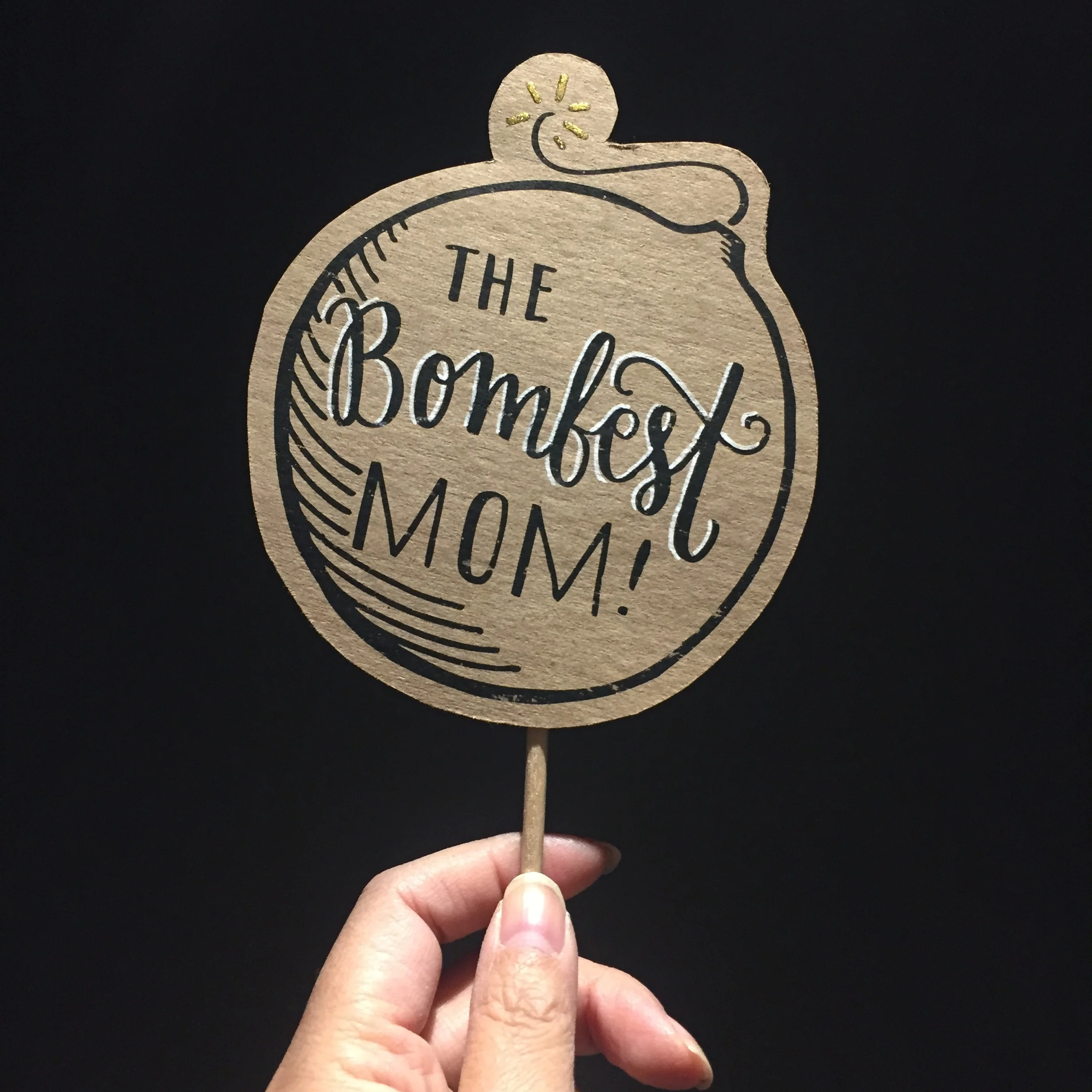 Bombest Mom Posecards™®