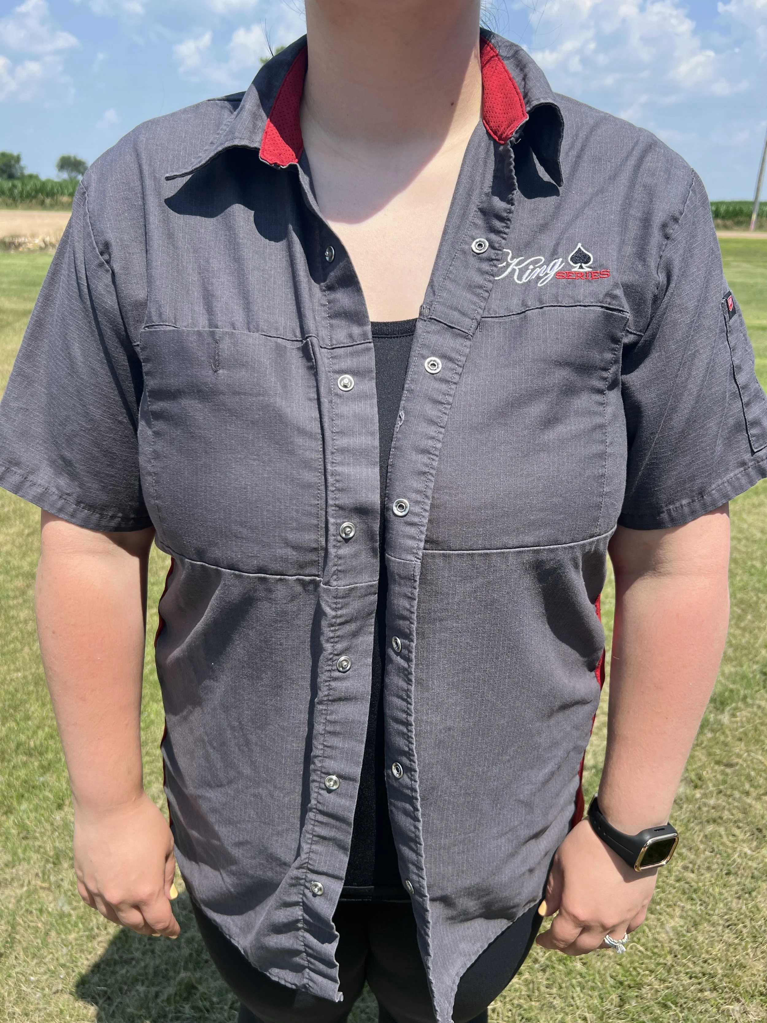 King Series Embroidered Button Up Short Sleeve Shirt