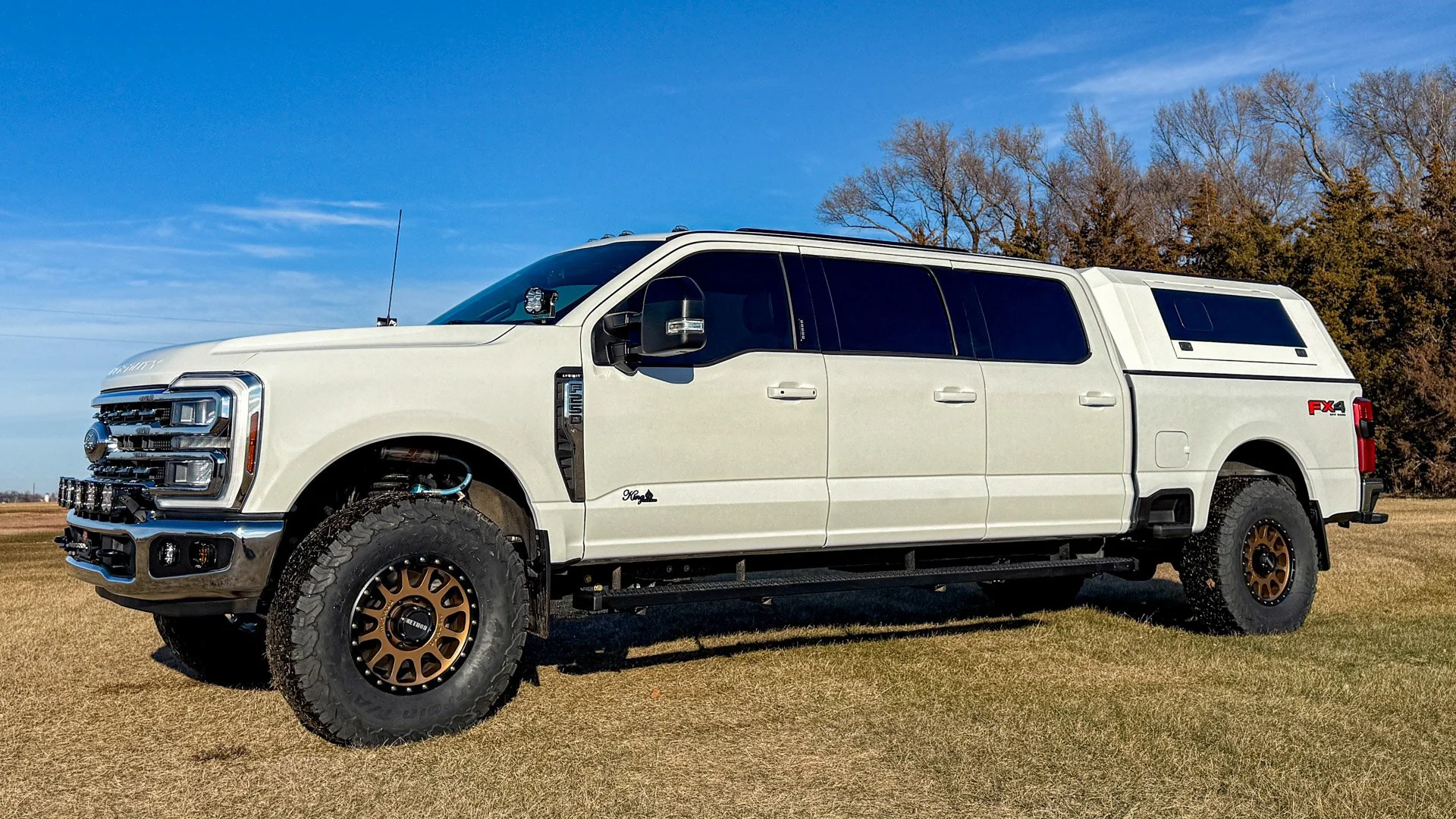 KING SERIES 6 DOOR PICKUP 2024 F-250 SRW