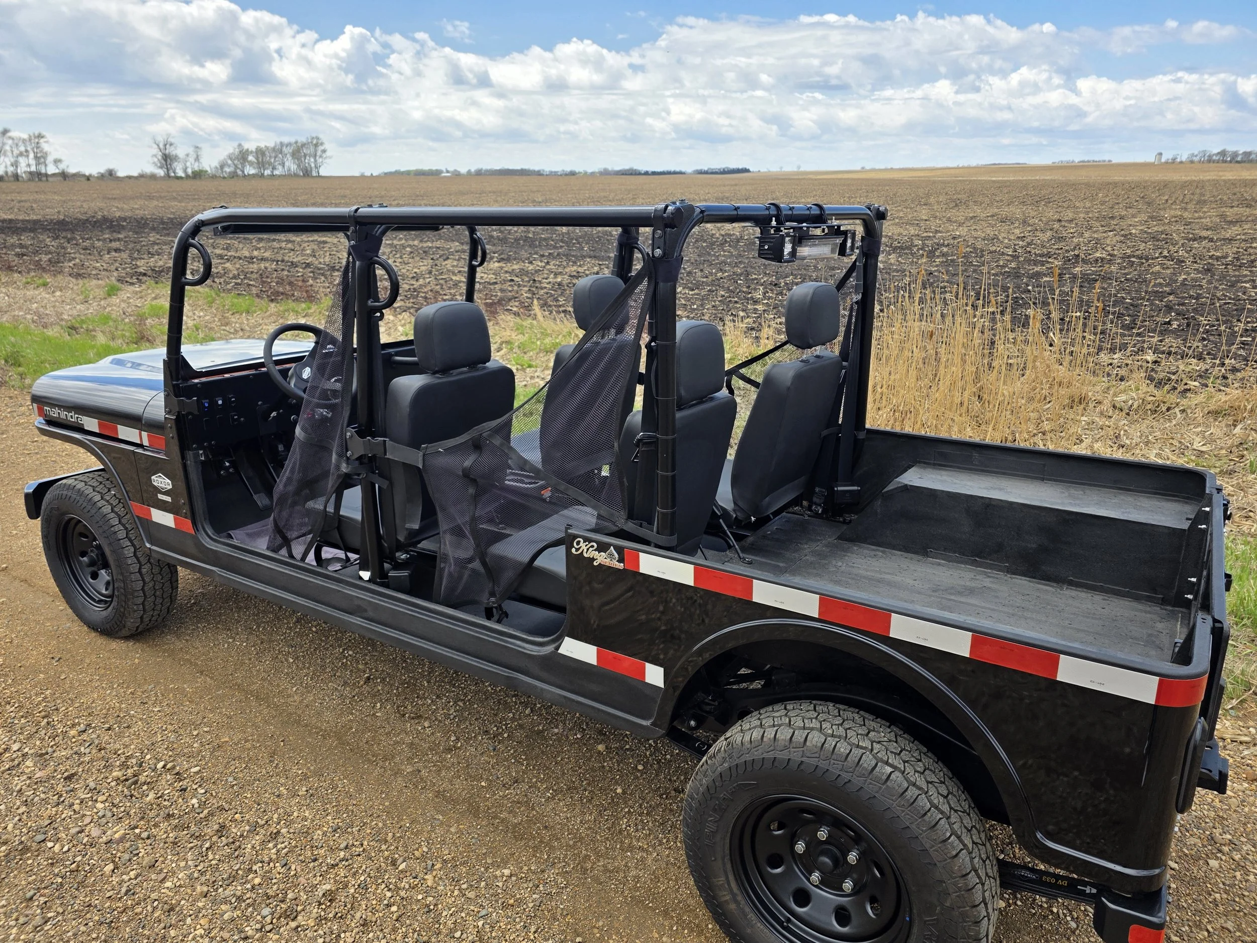 4-seat-mahindra-roxor-crew-transport.jpg