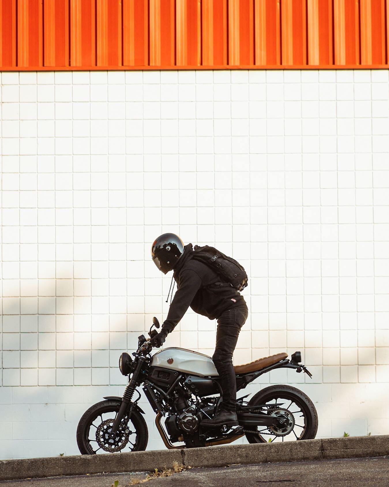 This is my &ldquo;I&rsquo;m sick of weekdays&rdquo; vibe
.
.
.
.
.
.
.
.
.
#blackonblack #wolverine1000mile #ridinggear #moto #motorcycle #caferacerscrambler #caferacer #motorbike #bikelife #agvx3000 #bratmoto #motophotography #scrambler #uglybrosusa