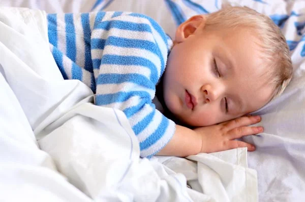 Help Your Toddler Learn to Put Himself to Sleep