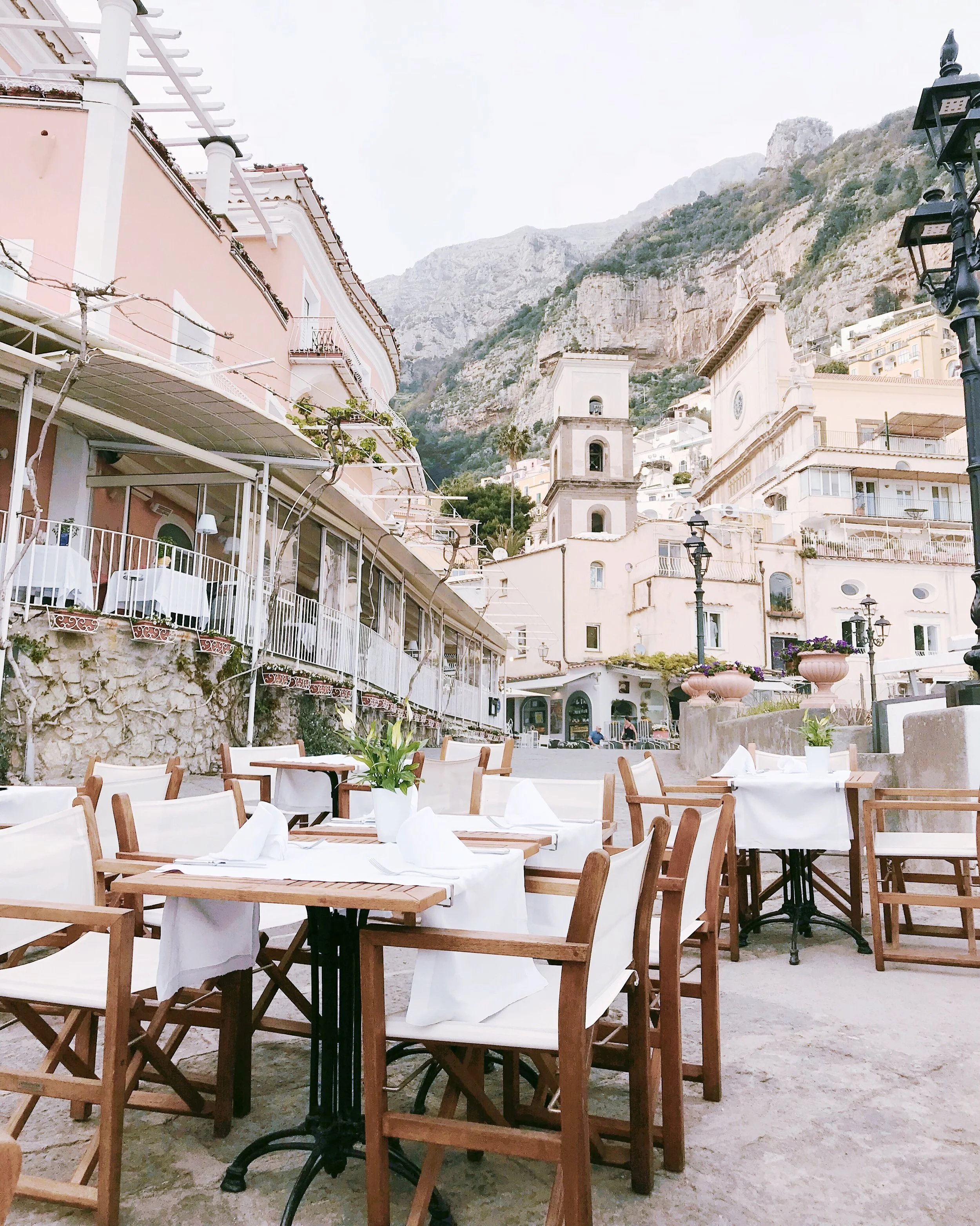 Positano Dining Guide: 14 of the Best Restaurants for Scenic Views, Local Wine, Fresh Seafood, and More 