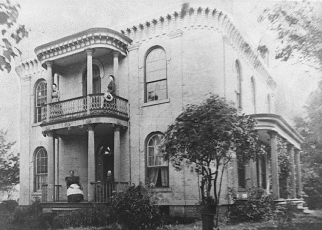 The Stickney House, completed in 1856, was built with rounded corners so ghosts could move freely.
