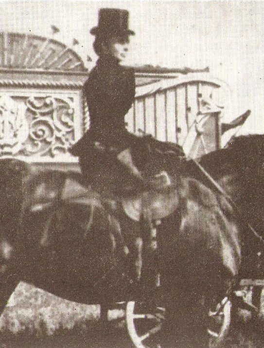 Louise Ringling on horse.jpg