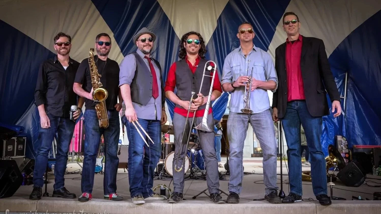 Members Only '80s (afternoon) Hot &amp; Dirty Brass Band (evening) at The Oar 