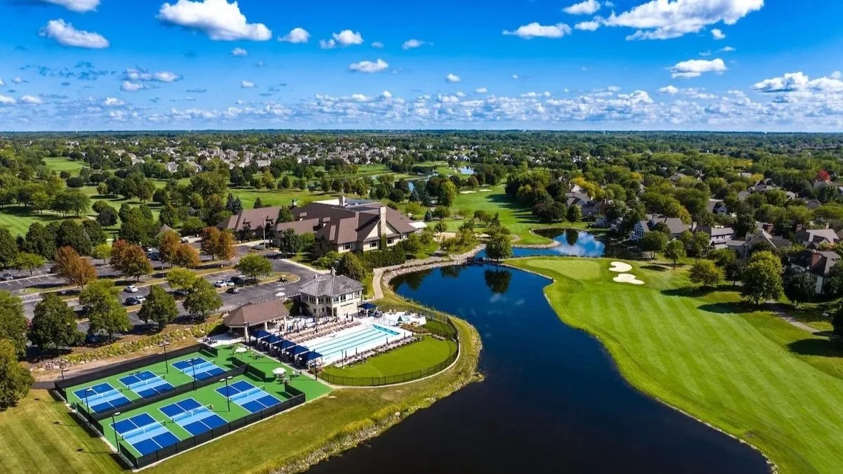 Boulder Ridge: A Resort-Style Escape Right Here in McHenry County