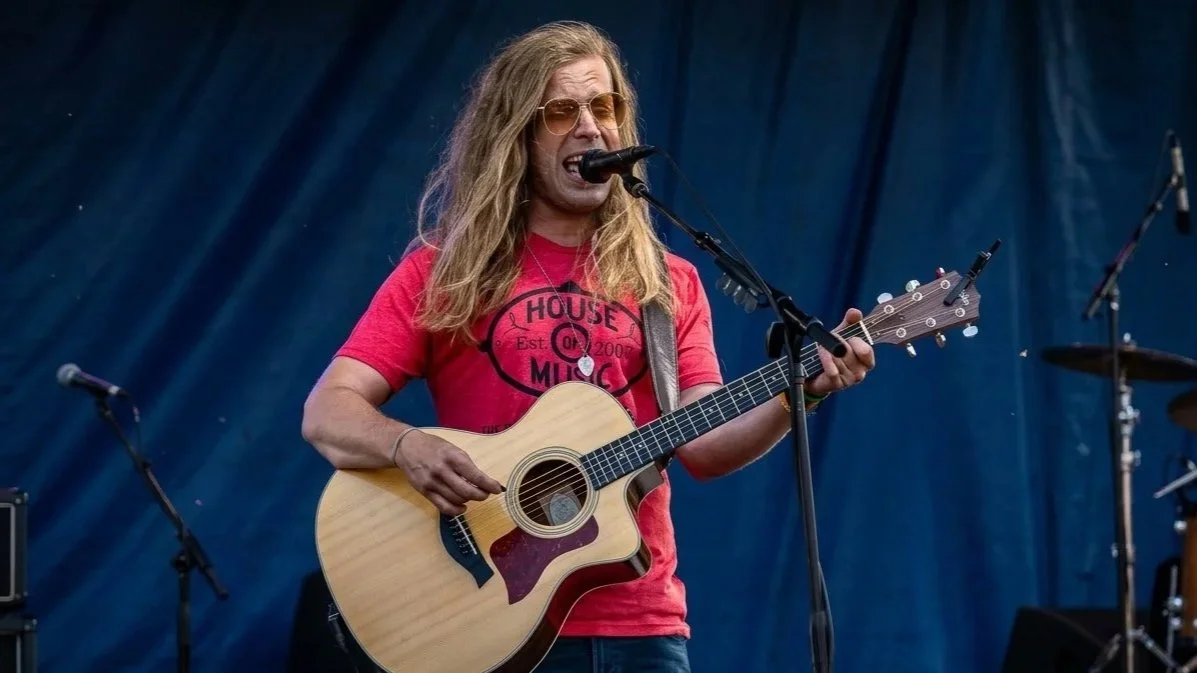 Andrew Denlinger&nbsp;+ Food Truck at Rush Creek 