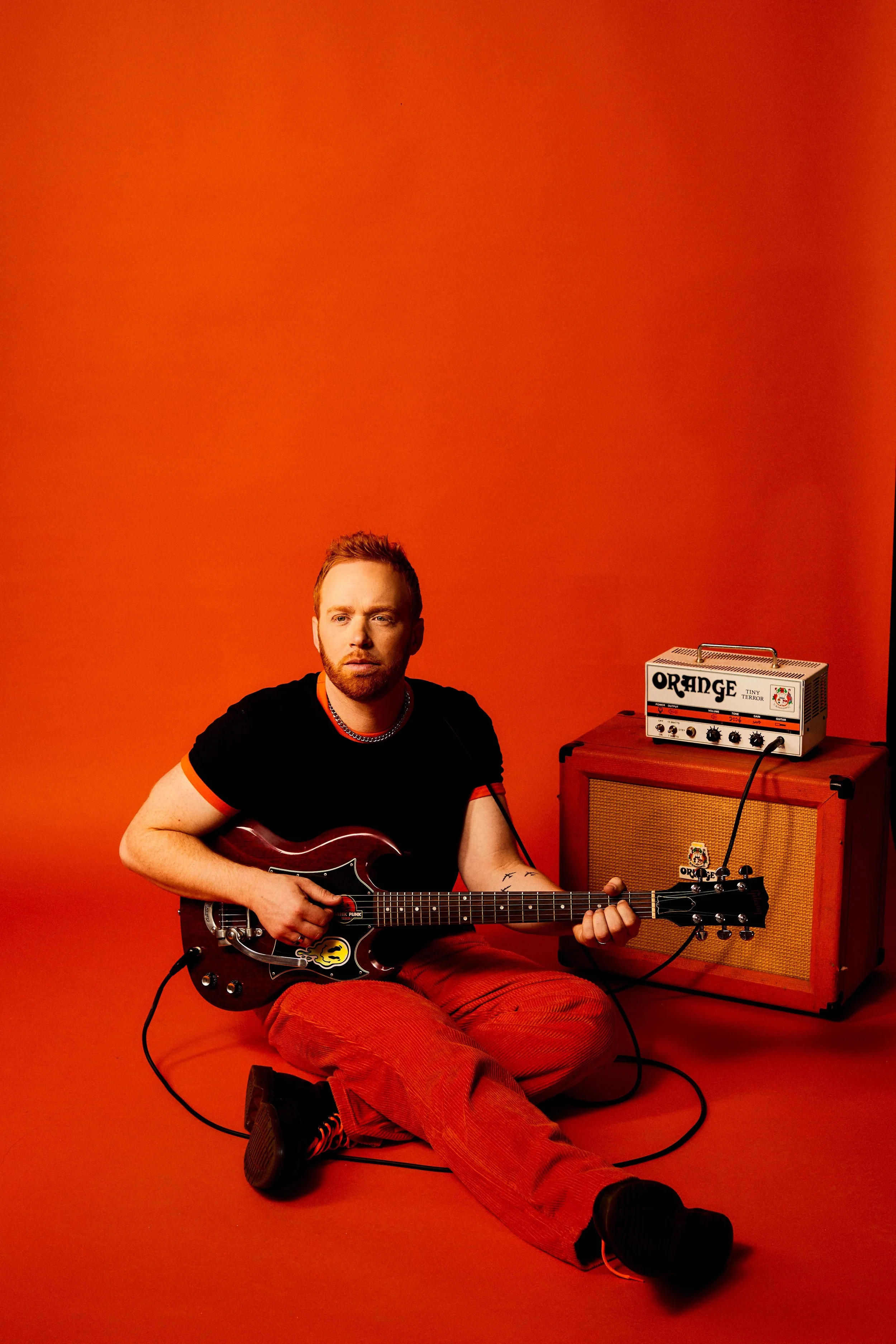 Sam Tinnesz Official site + Tour Dates