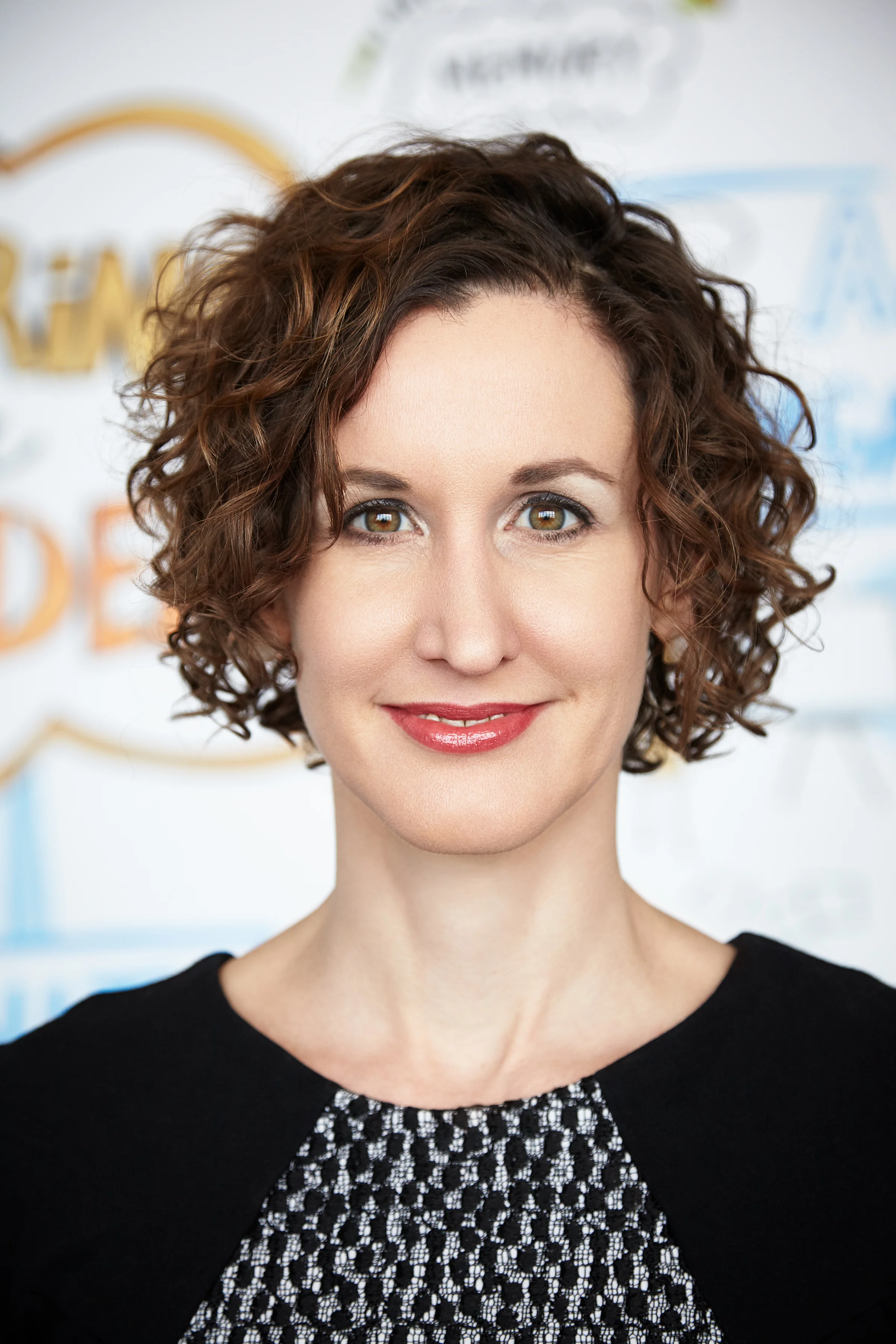 Nora_Herting_ImageThink_headshot1_highres.jpg