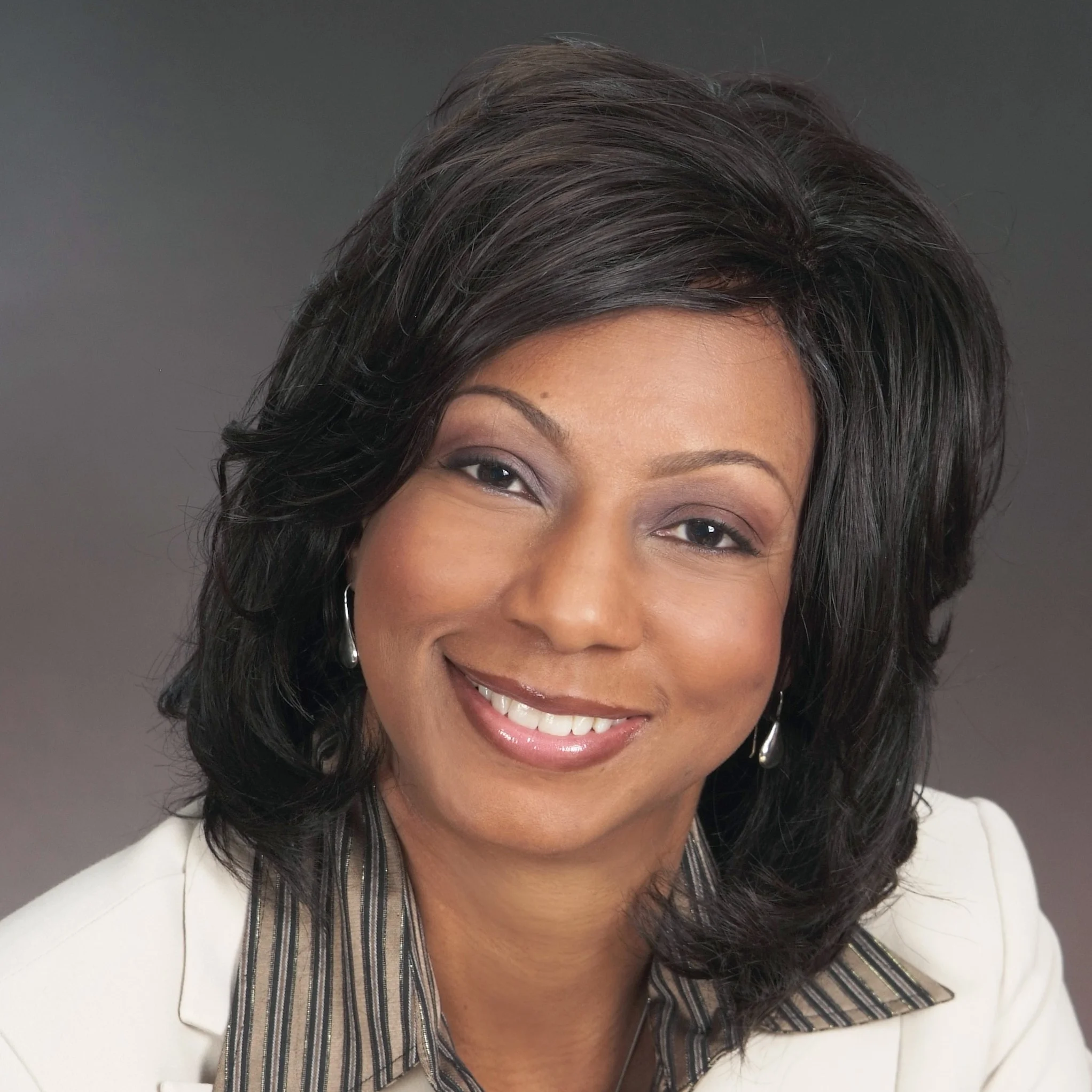 angela-dingle.jpg
