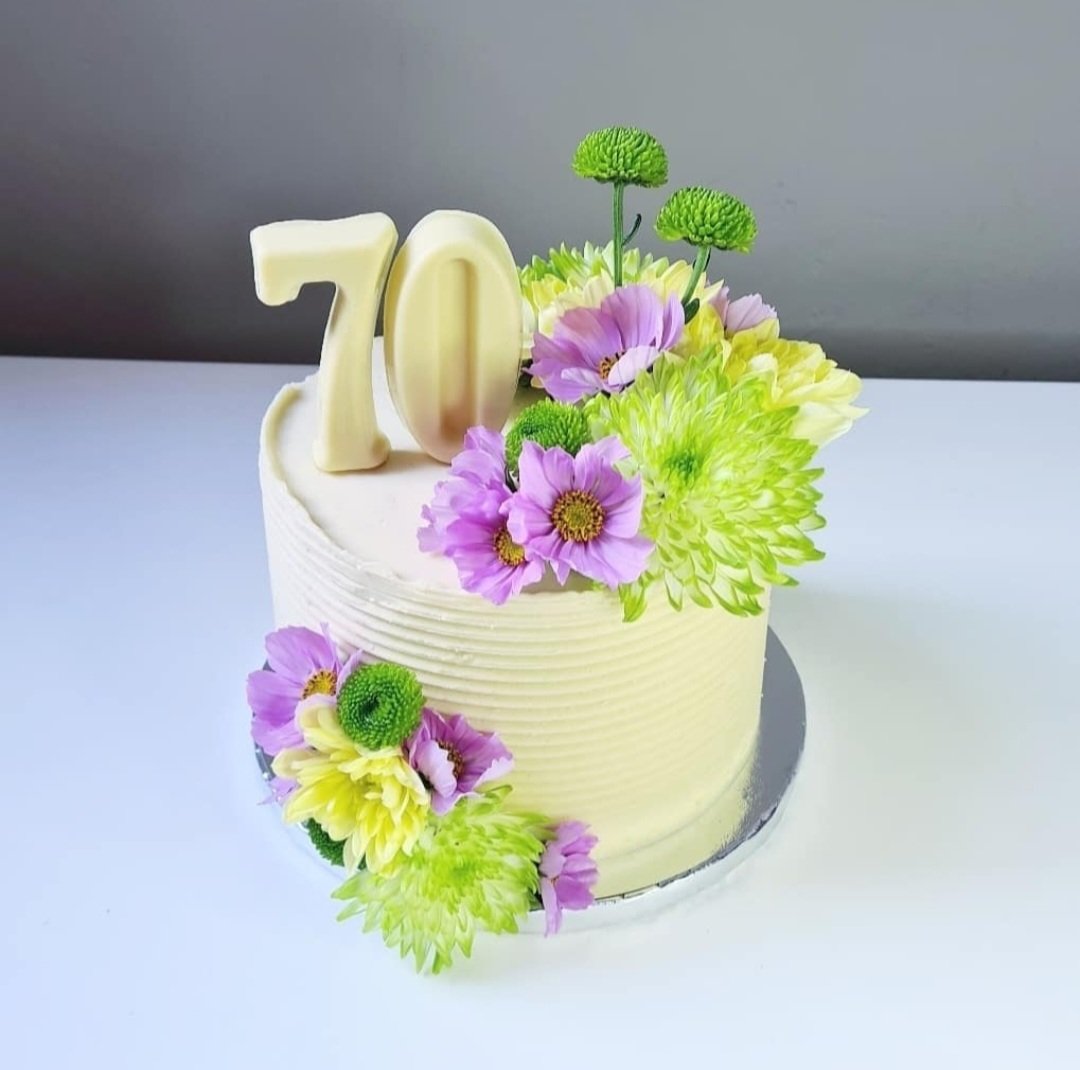 Floral cake.jpg