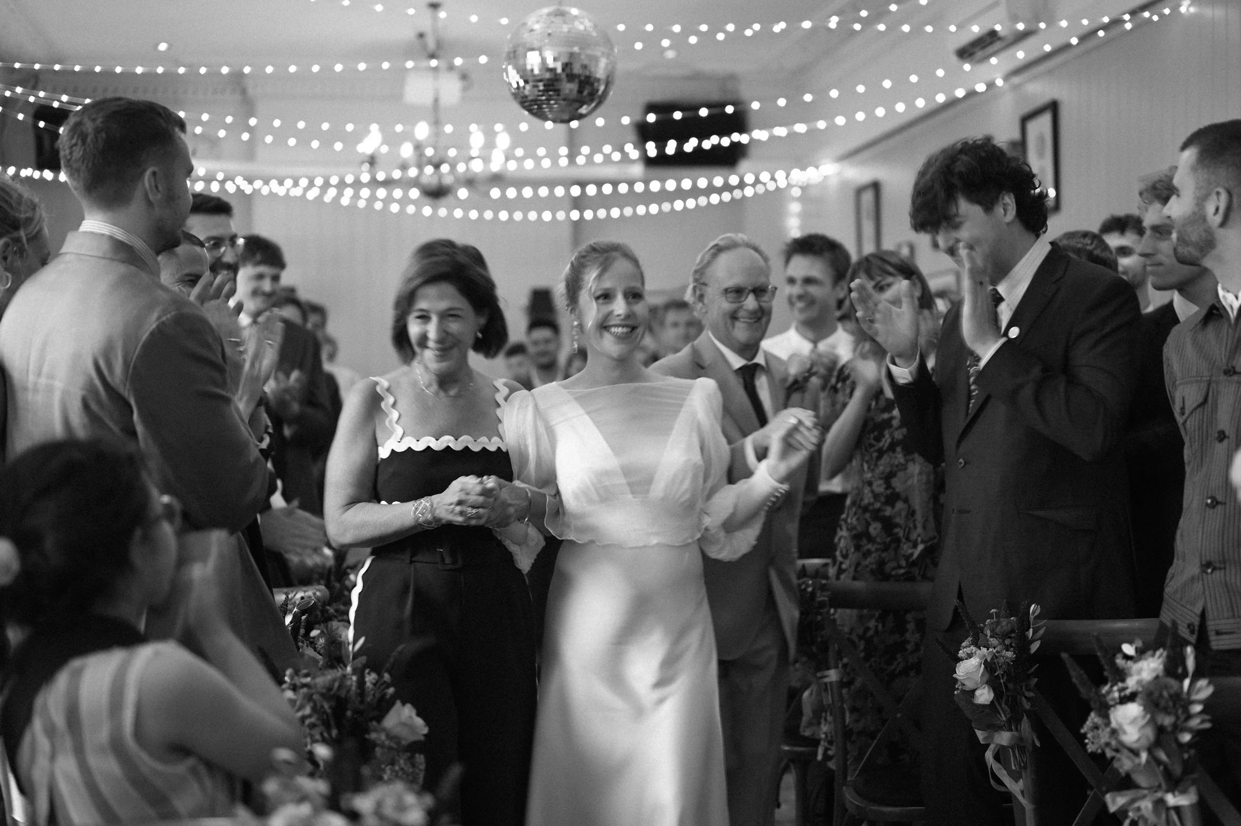 a little love letter to jess and pete, their day, and the beautiful room at the top of @therosendalepub. 

each frame filled with heart. every interaction filled with such knowing. every detail tied to their story, and their people. a day that was ho