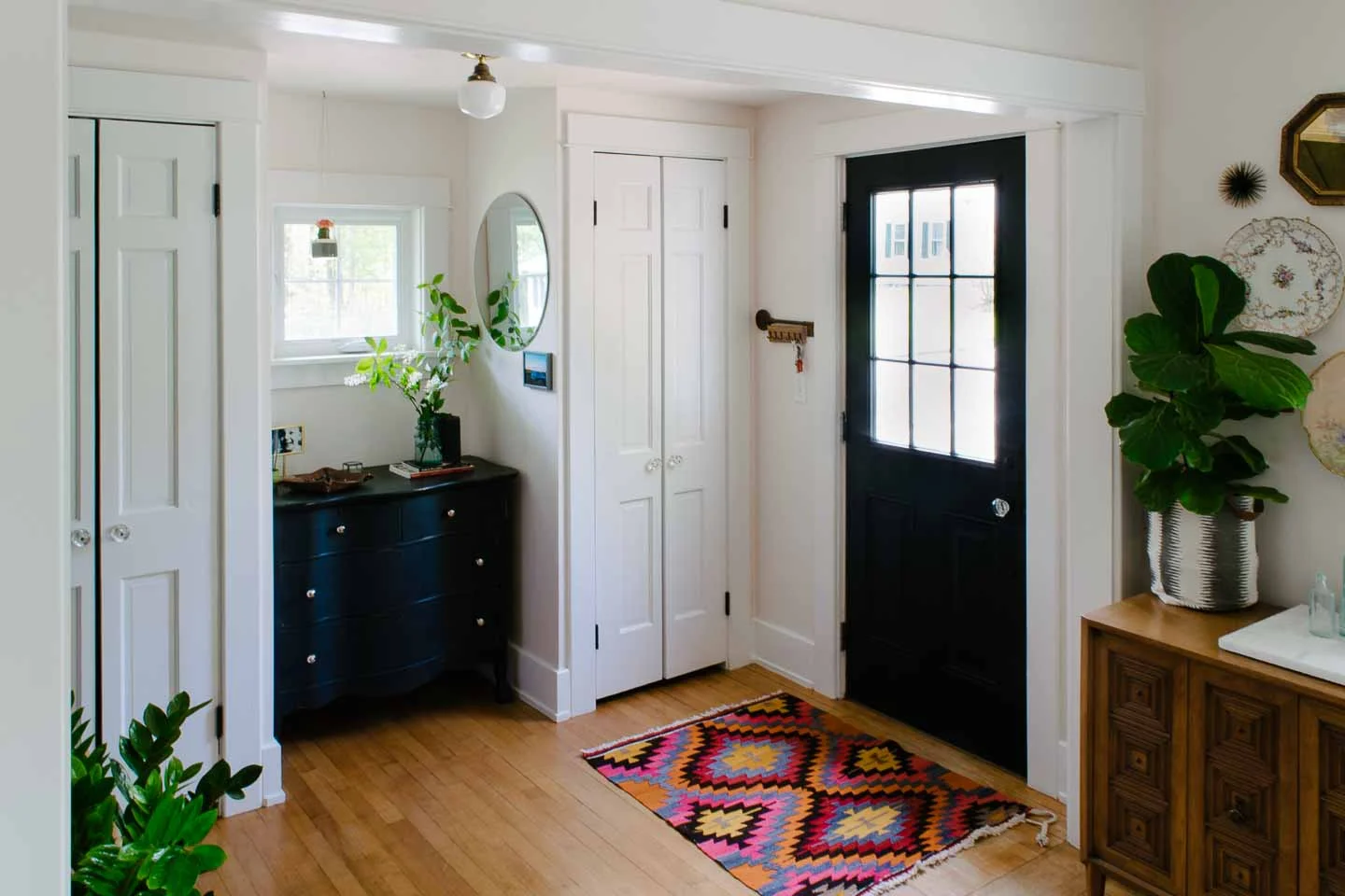 Eclectic Bungalow Entry Reveal | One Room Challenge Week 6
