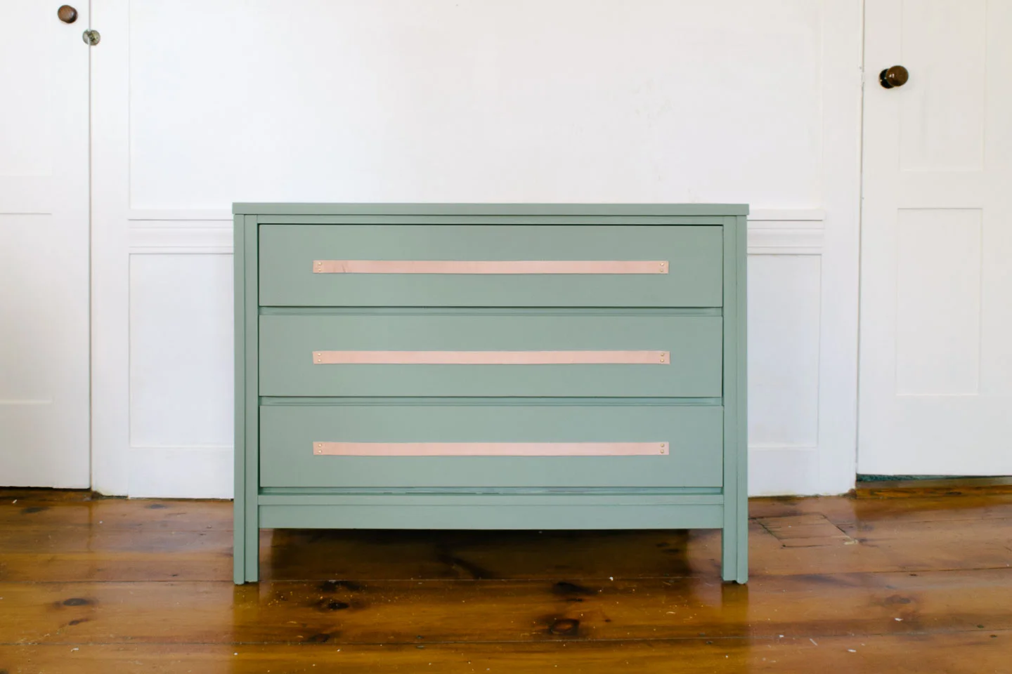 Modern Green Dresser with Leather Pulls | One Room Challenge Week 3