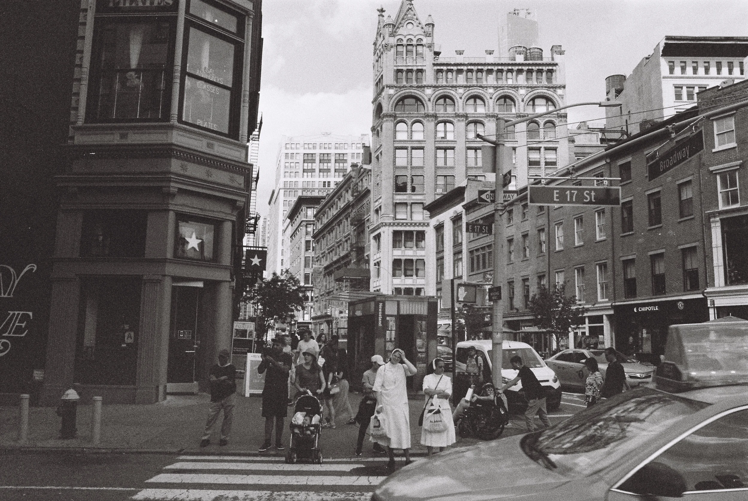 Hong603689-R1-E014.jpg