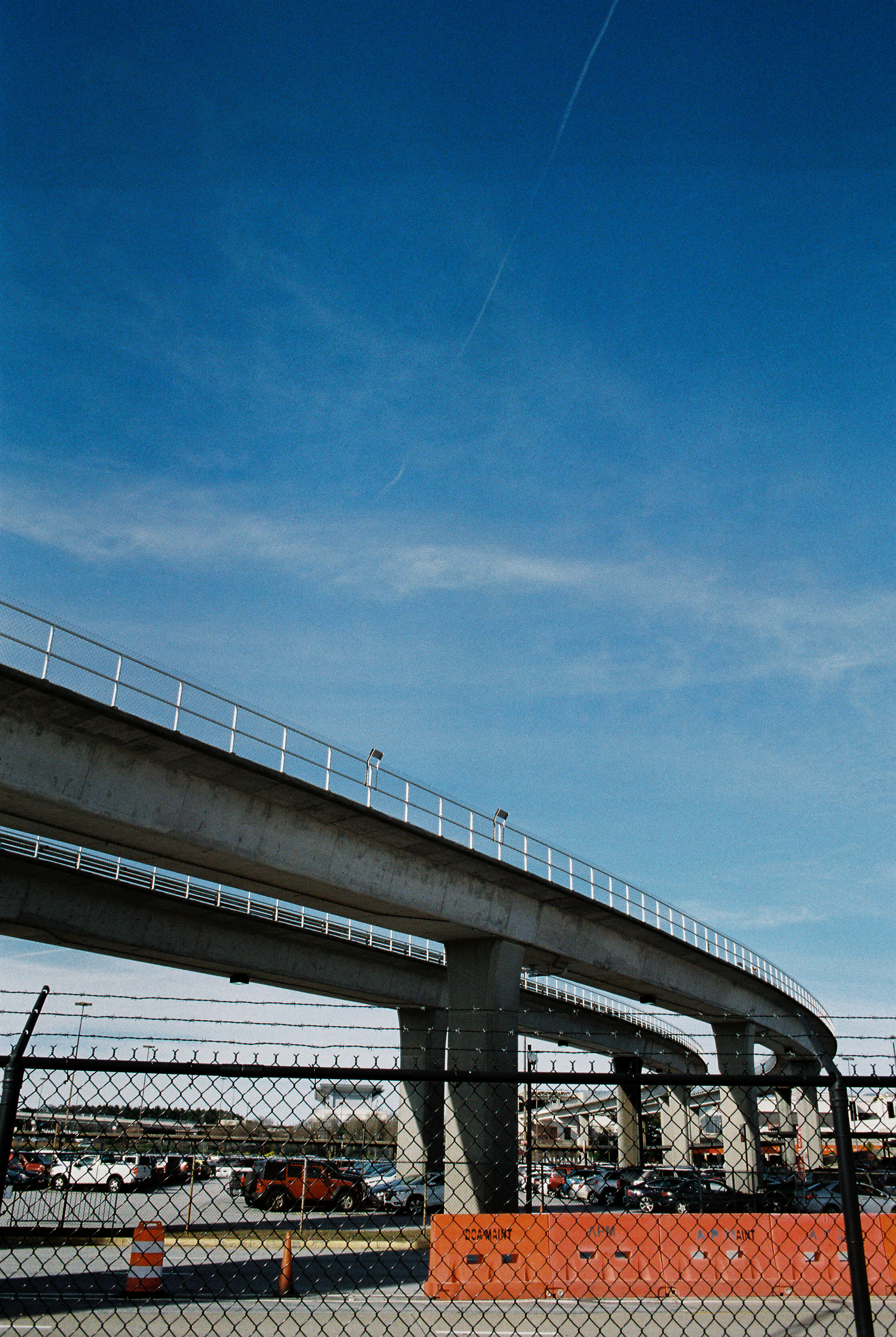 Hong607835-R1-065-31.jpg