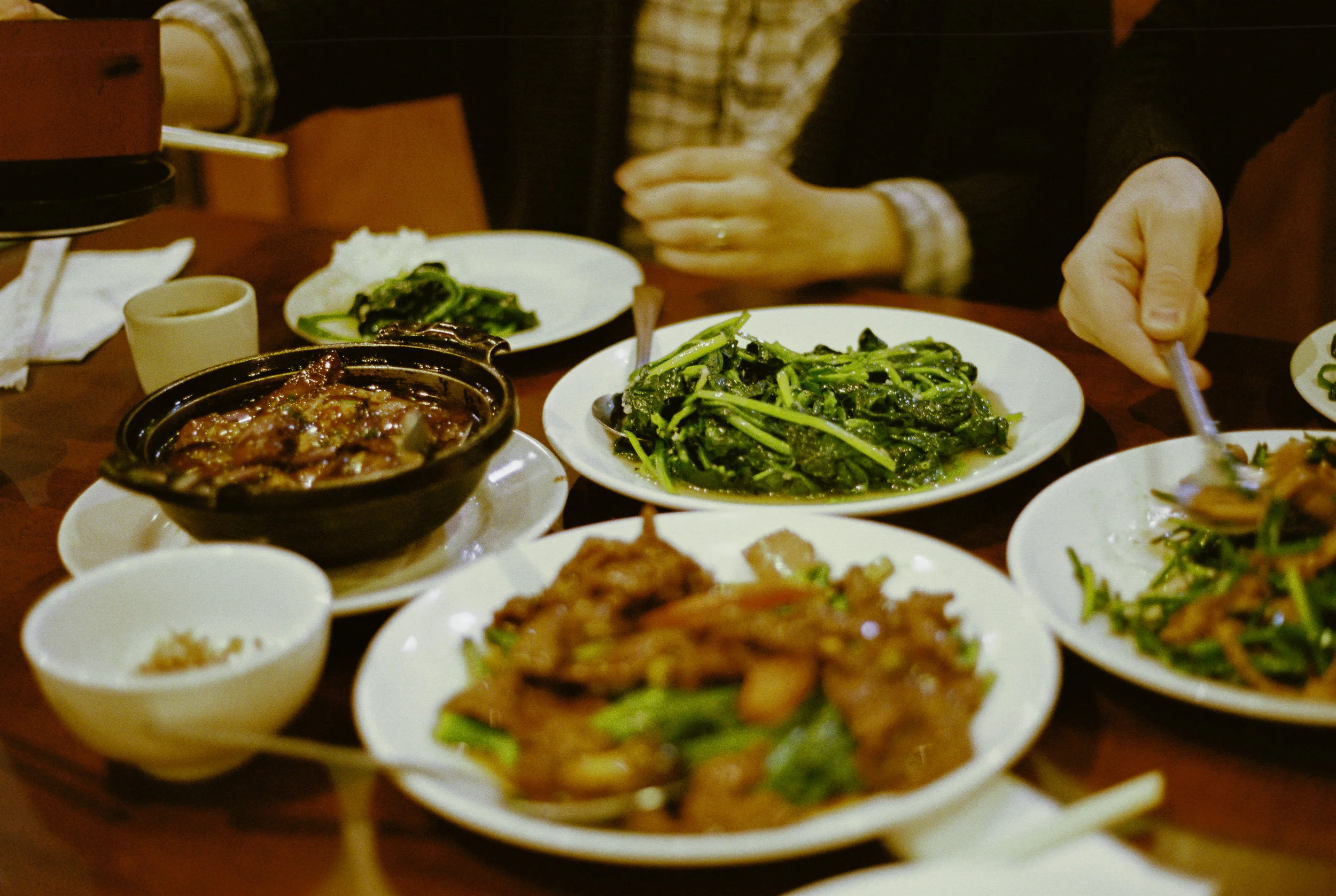 Hong607836-R1-057-27.jpg