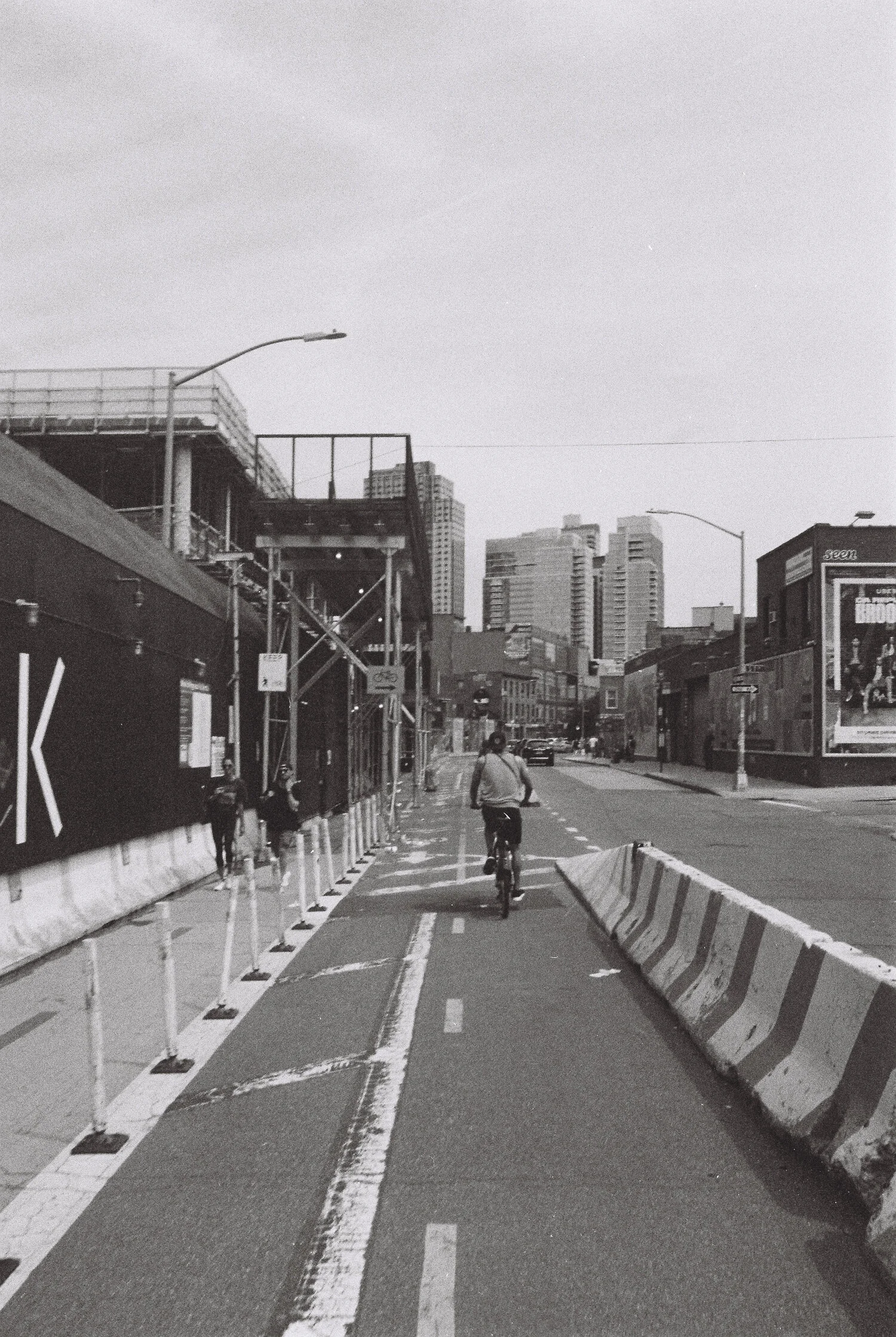 Hong603689-R1-E011.jpg