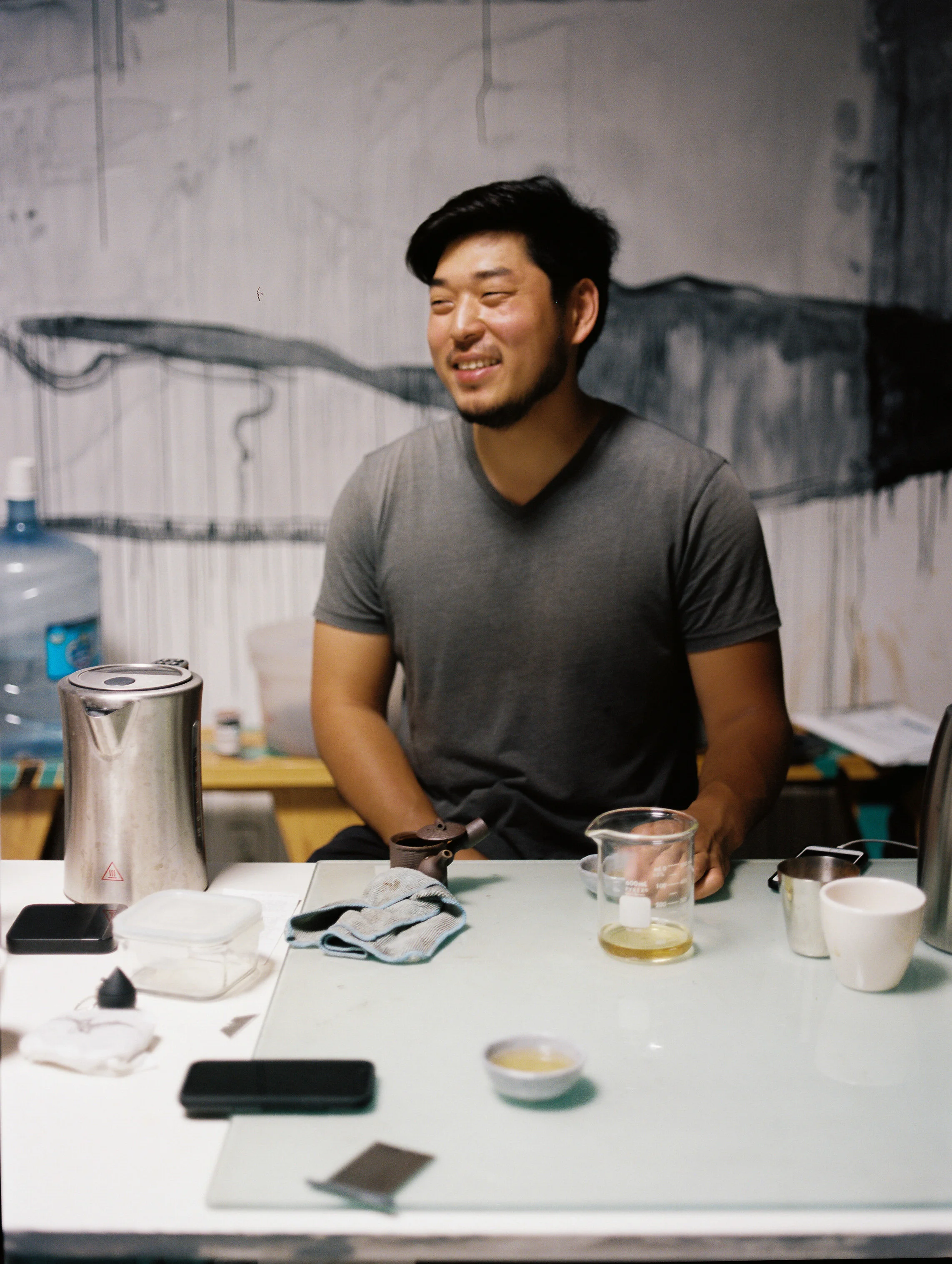 Hong081677-R1-E006.jpg