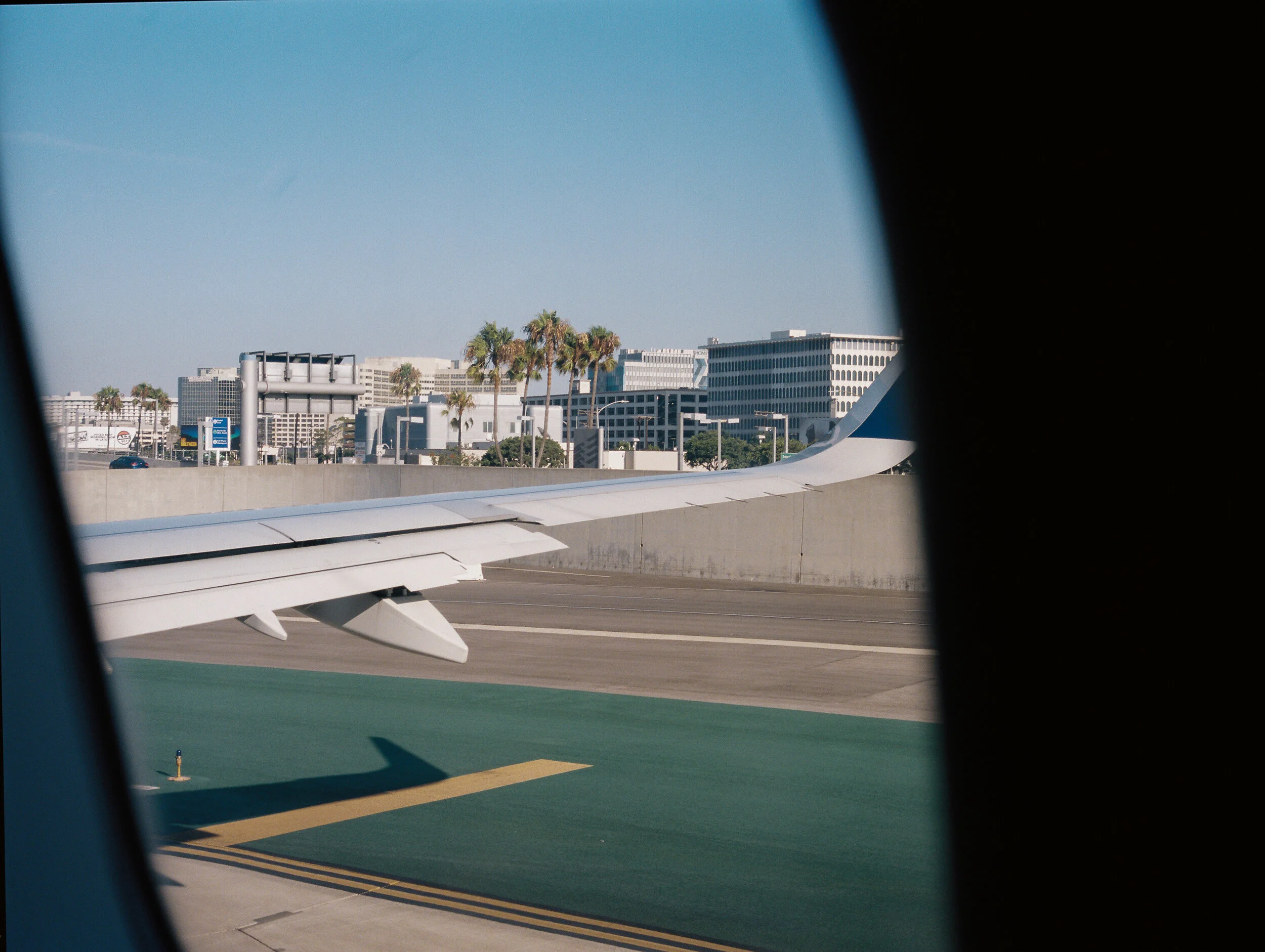 Hong081677-R1-E007.jpg