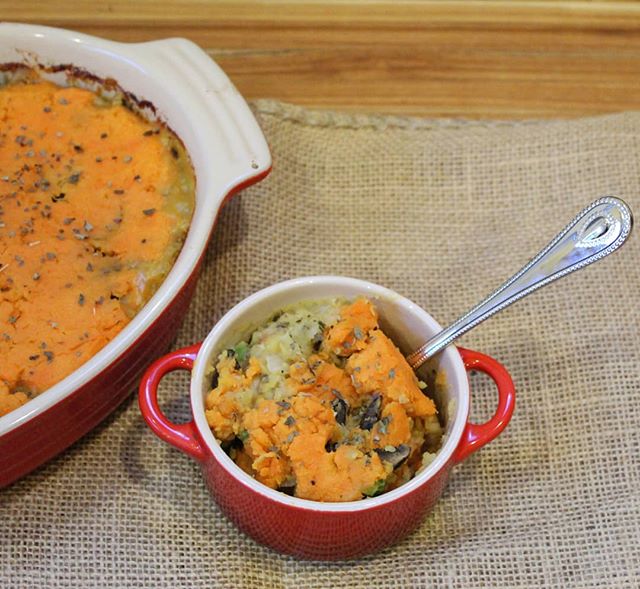 Sweet potato lentil shepherd's pie delivers all your favorite fall flavors and packs in the veggies.
.
Filled with green lentils, carrots, peas and mushrooms then topped with a creamy layer of sweet potato, this dish is comforting, nutrient-dense and