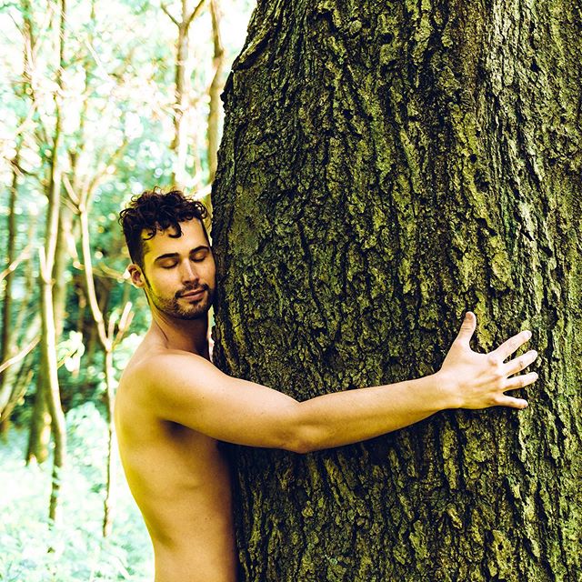 &lsquo;Listen&mdash;are you breathing just a little and calling it a life?&rsquo; -Mary Oliver⠀
⠀
Dream big, breathe big, be big! ⠀
⠀
📷: @melindadiorio