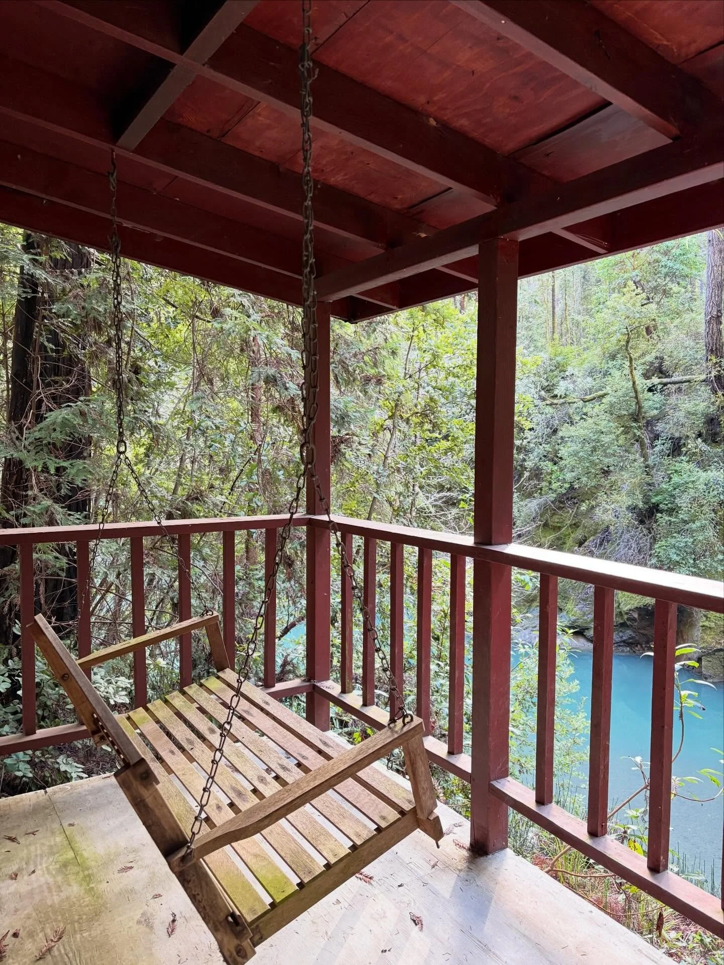 Porches and Porch Swings 😊