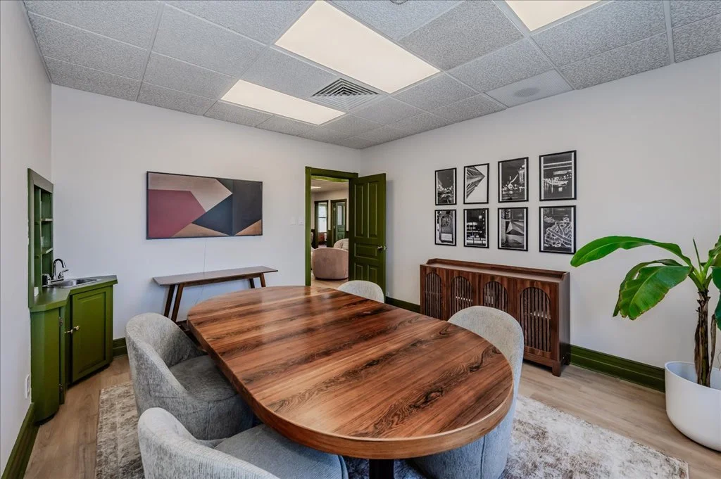 22-1386 King St N, #Upper, St. Jacobs Int-32.jpg