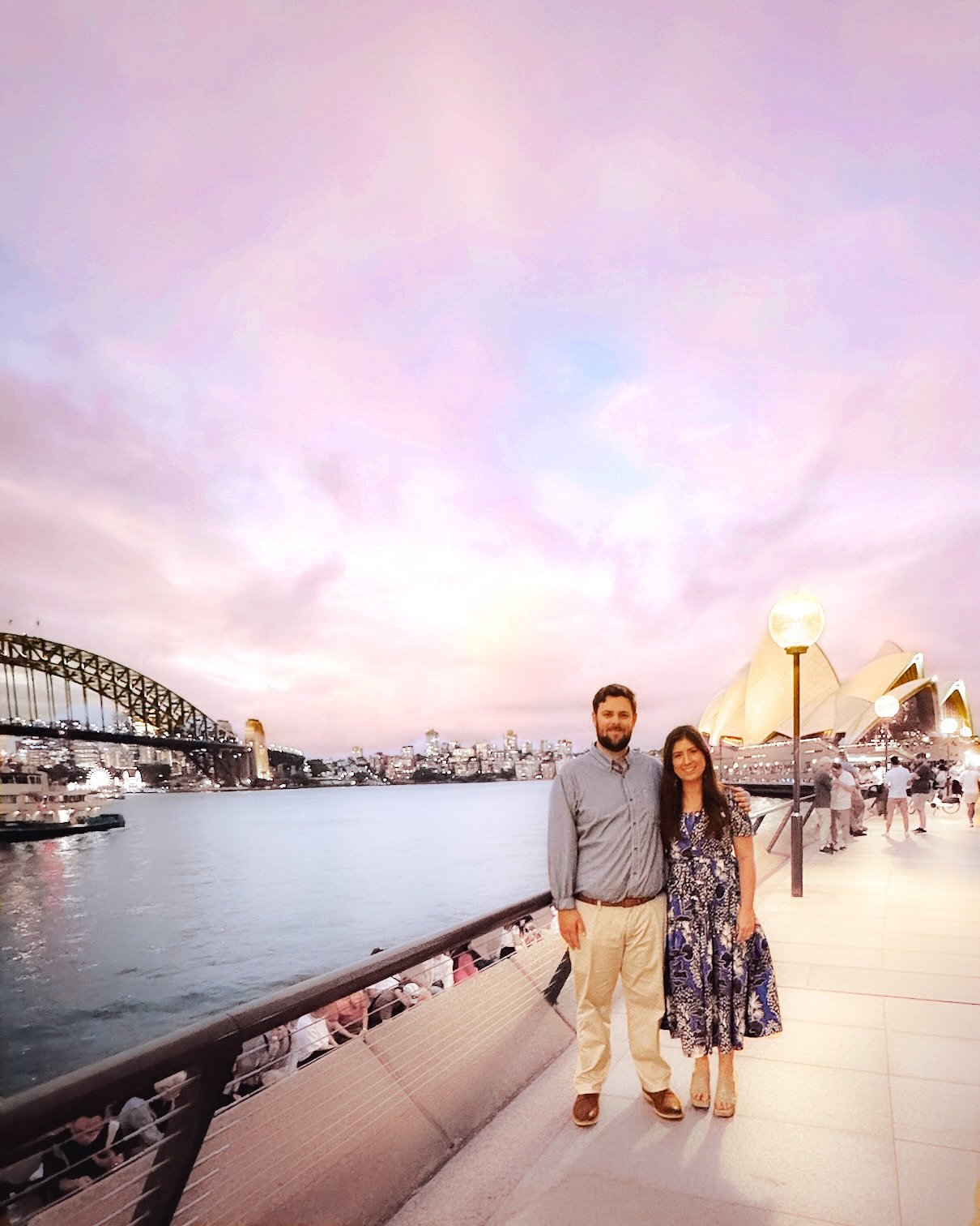 Land Down Unda 🗣️
More adventures in Sydney: Charlie climbed the Sydney Harbor Bridge while my parents, Matt, and I explored. We had beautiful views and eats from @cafesydney. So many memories and laughs along the way!
