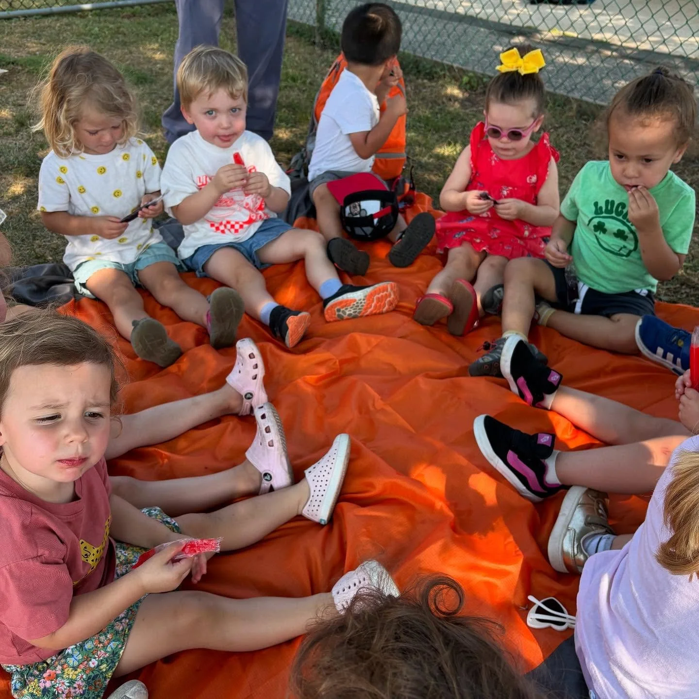 The Orange Room enjoyed a beautiful walk to the park and some ice pops for Picnic Day! 🧺🧡