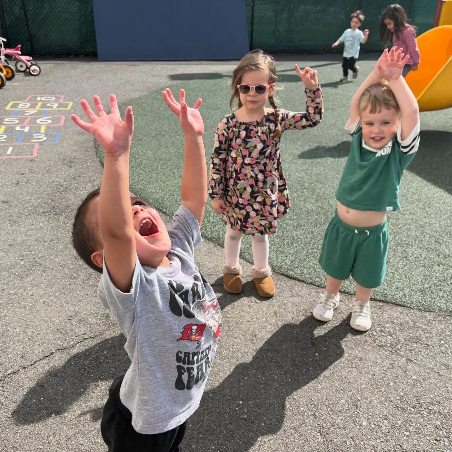 The Orange Room is loving the warm weather!🧡