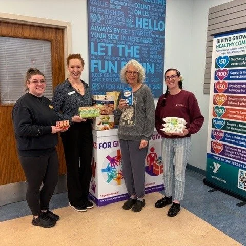 Thank you to the @yjerseyshore for choosing our Center as a beneficiary for your food drive! Every donation makes a difference and helps add choices to our food pantry shelves. ❤