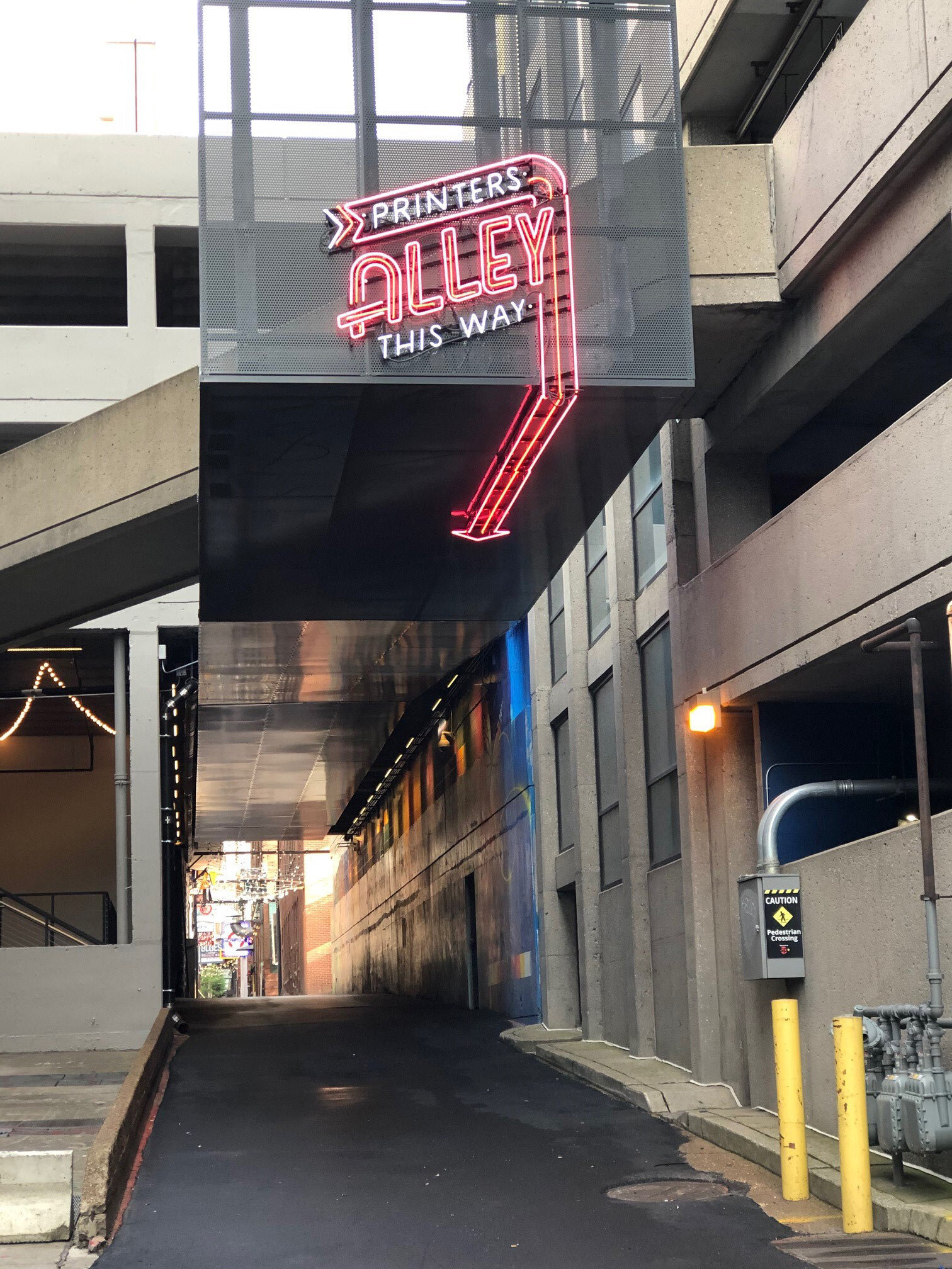  New signage at the entrance to Printers Alley from Commerce St 