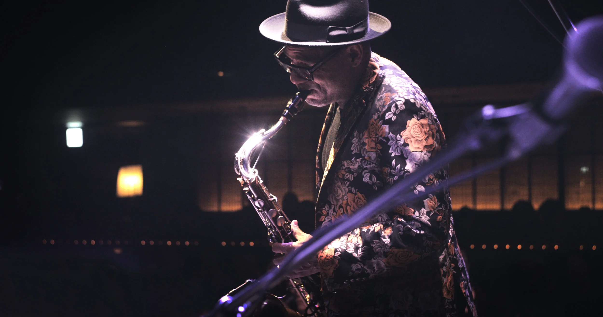 7_Image_Kirk Whalum still_KIRK TOKYO5.jpg