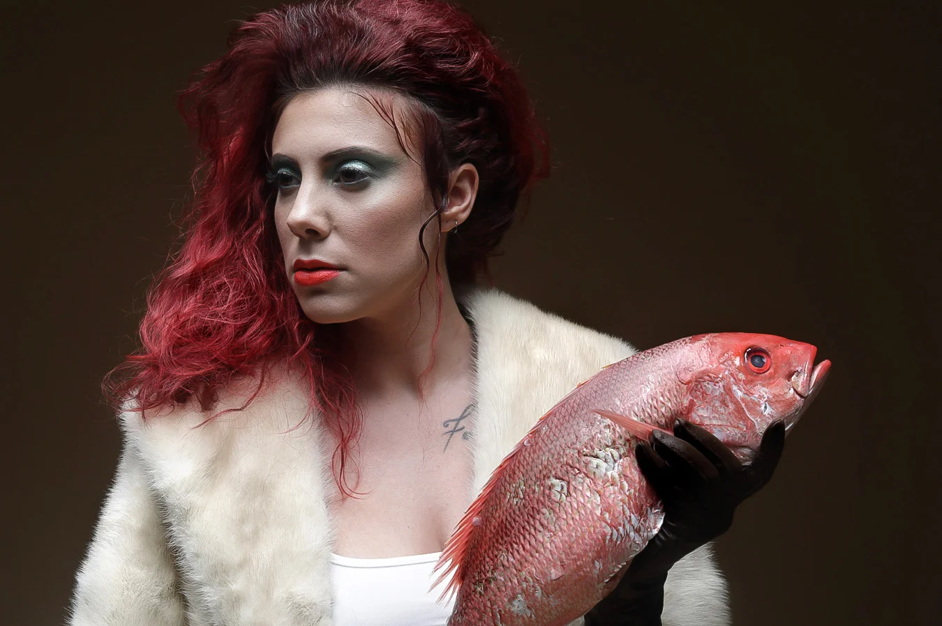  MODEL: Jill Tilton  HAIR: Anne Sophie  PHOTOGRAPHER: PLAT YPUS  STYLIST: Justina Guirguis 