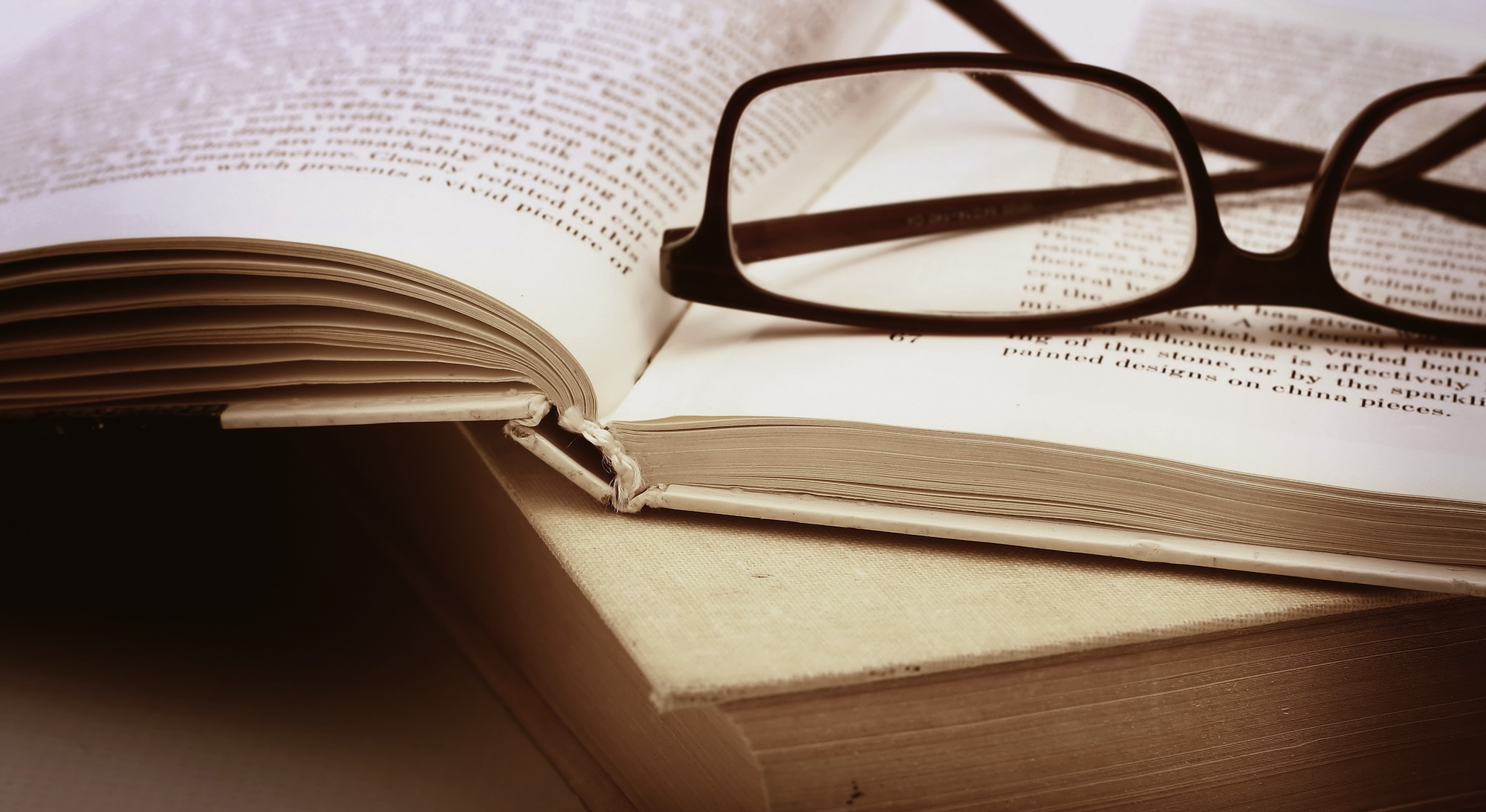 glasses-books.jpg