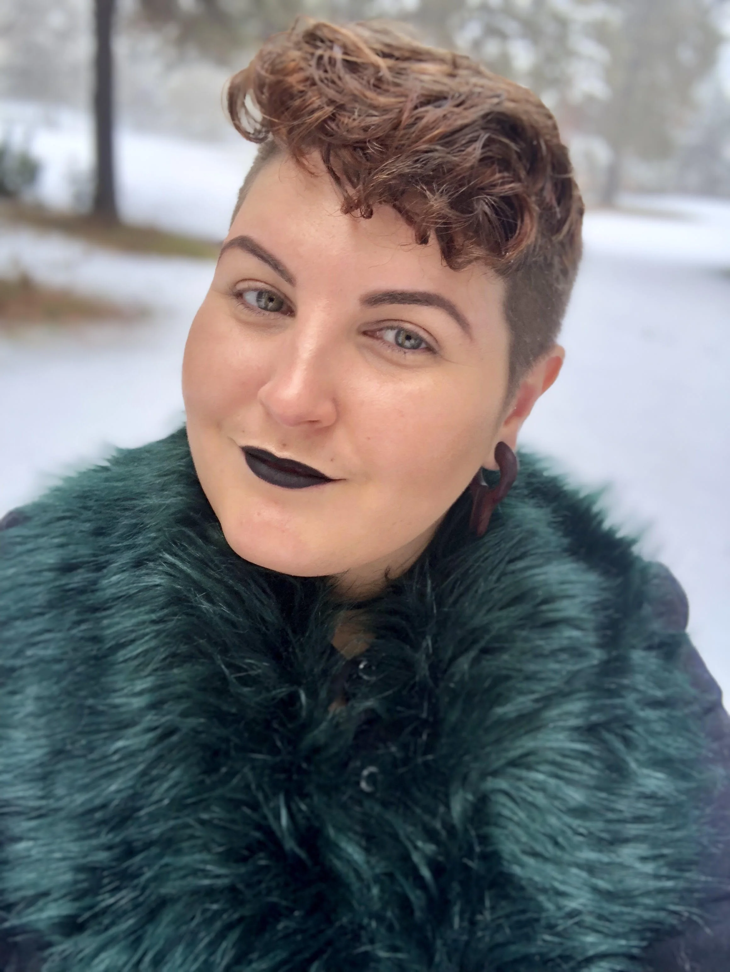 headshot2019.jpg