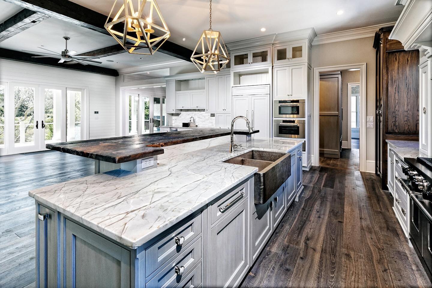 Which luxury custom kitchen is your favorite?! Sound off below 1-6!
.

Builder: @novella.homes 
.
.
#novellahomes #custom #luxury #realestate #customhome&nbsp; #homebuilder &nbsp;#builder #construction #danielisland #sc #kitchen #luxuryhome&nbsp;#cha