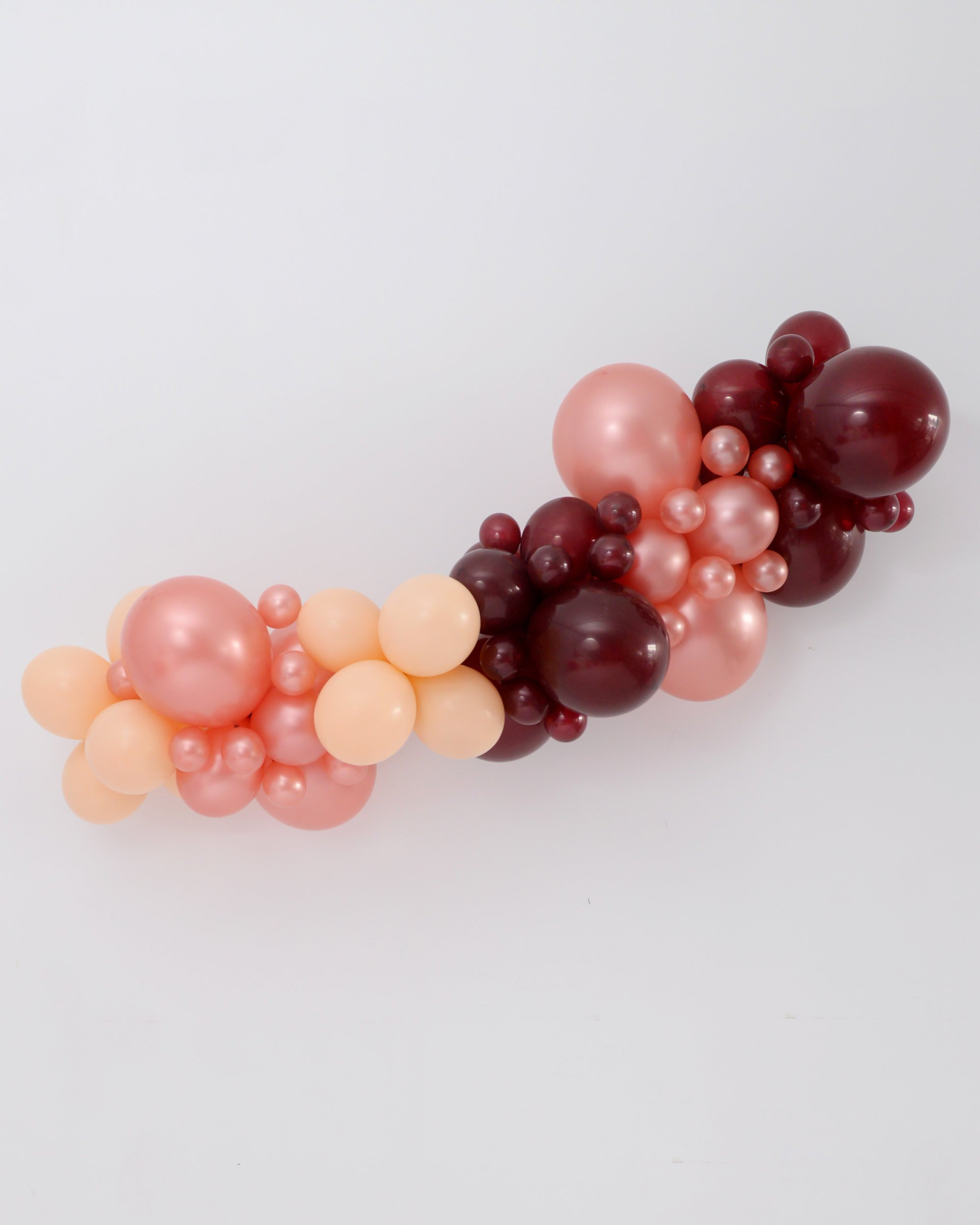 Que Syrah Syrah Balloon Garland Kit