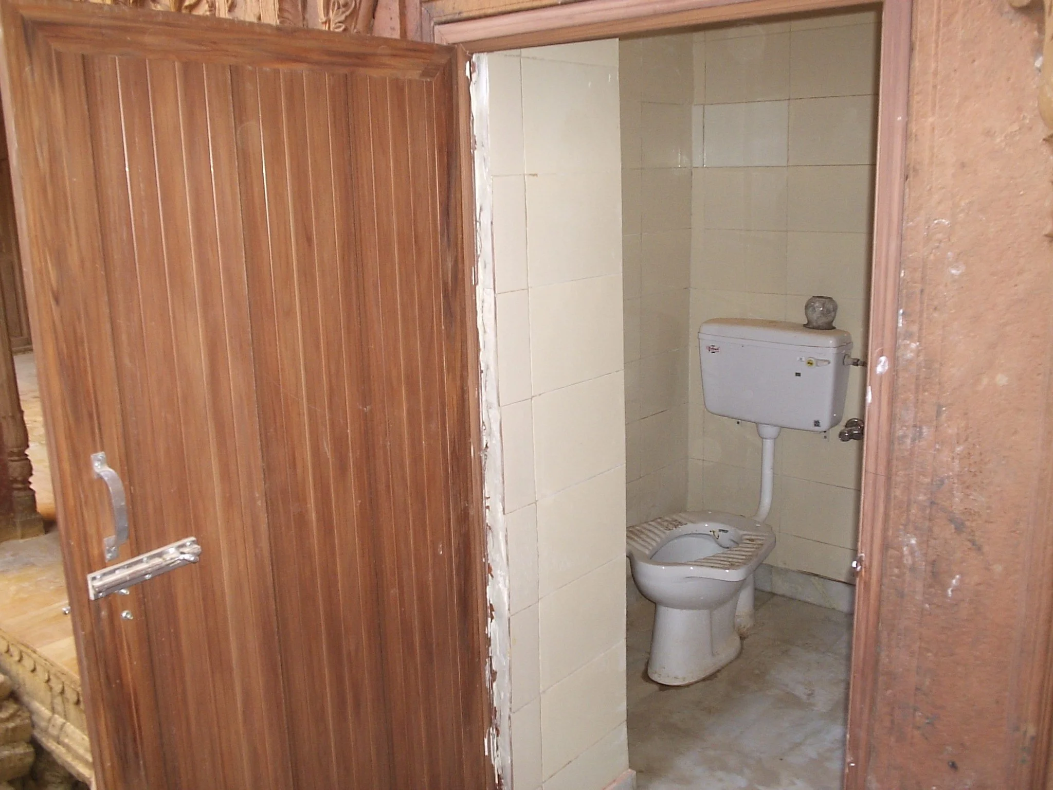 PC151083.JPG