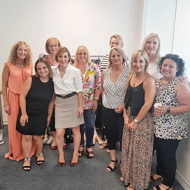 Today I had an absolute blast hosting my very first @myvirtualstylist Reset Your Style Worskhop. It's humbling to know that this wonderful group of women chose to spend the day with me! And what a day it was! We covered so much ground, from how to br
