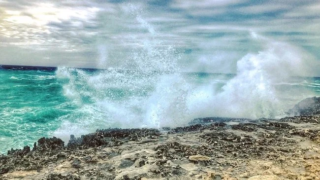 crashing waves4.jpg