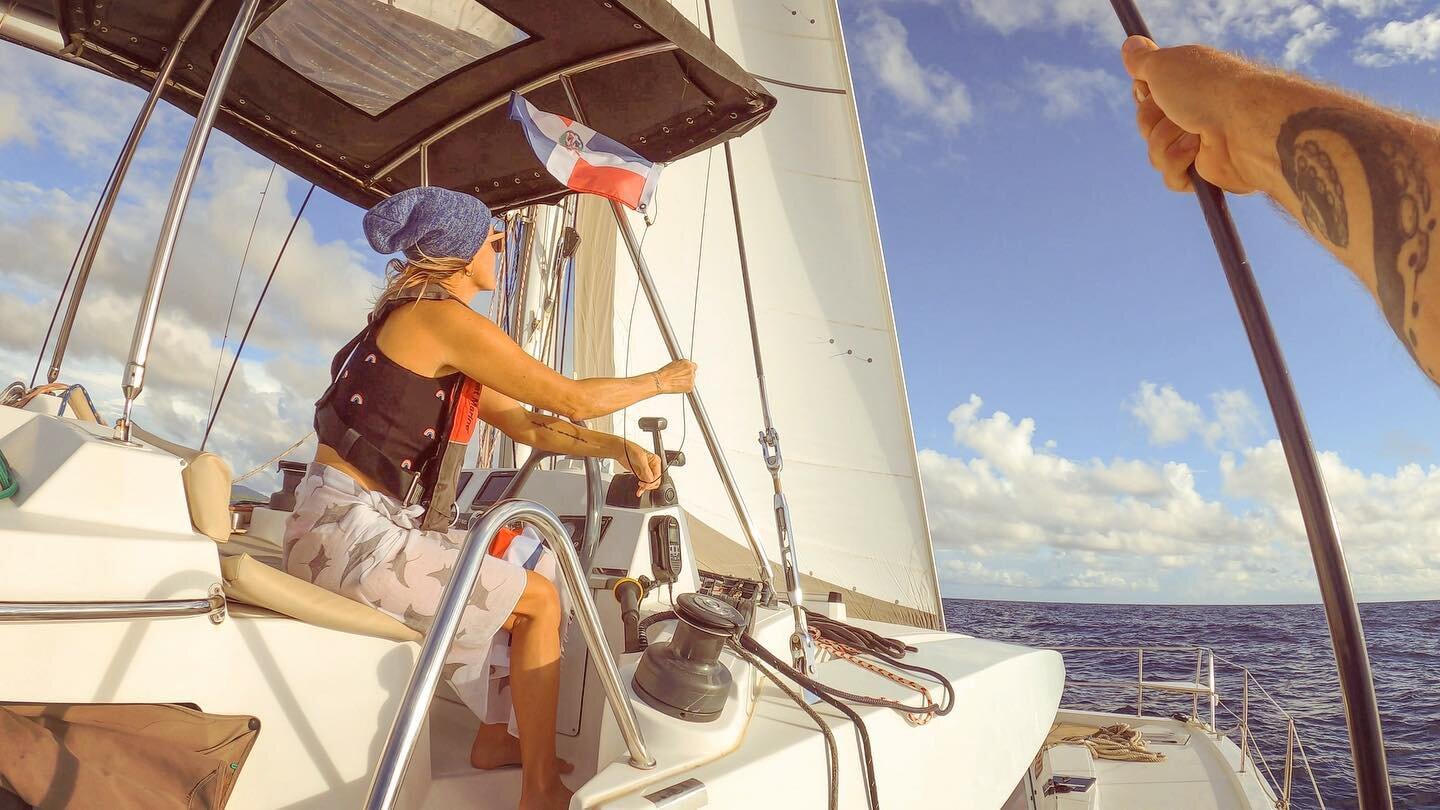 Prepped the boat the night before, arranged for final checkout at 6am (as early as law allows in the DR) and we made sure to gift some fresh mackerel because he was so friendly and willing to meet us early!
.
Set sail, raised our DR flag and feeling 