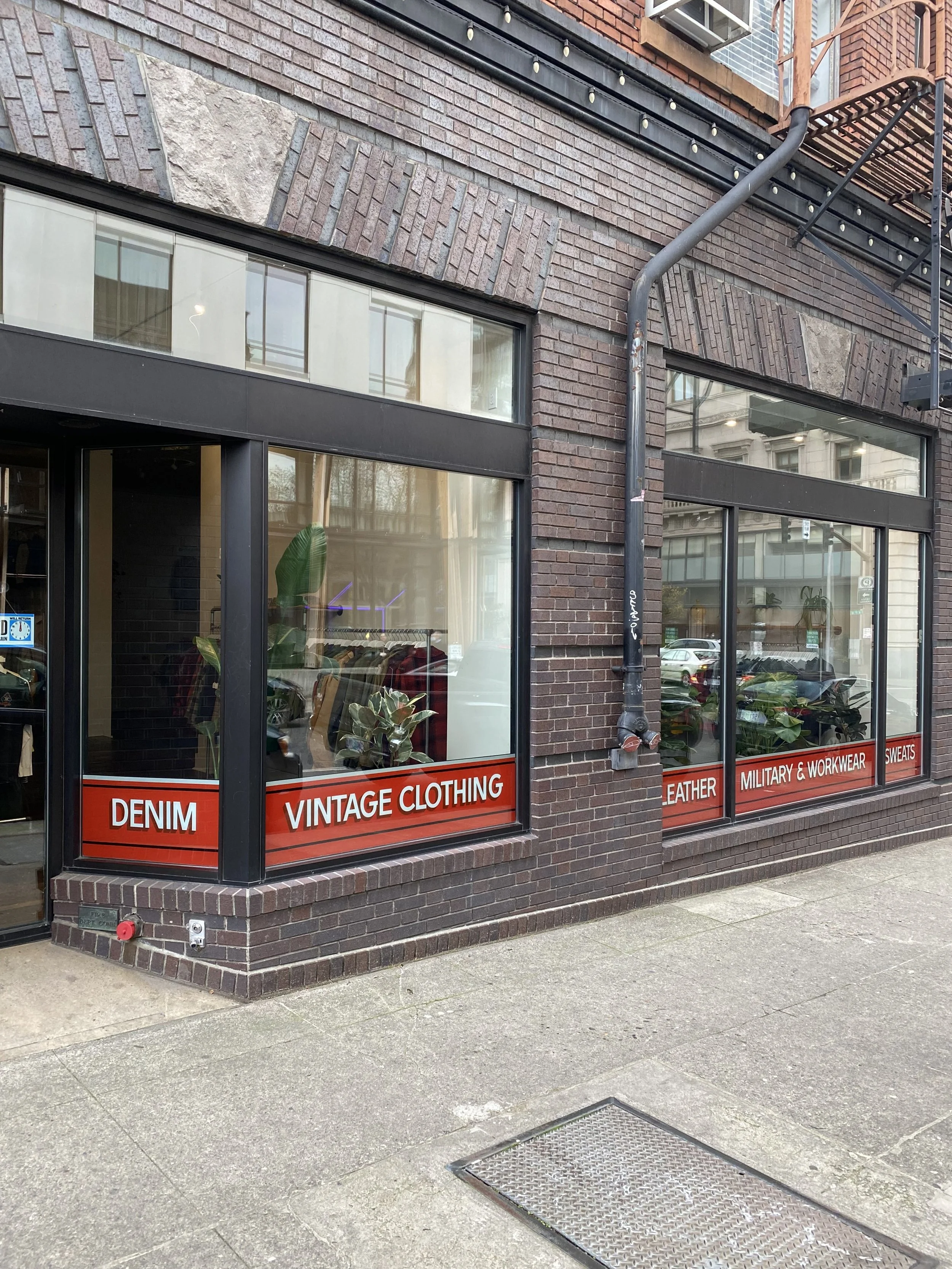 Kissing Booth - Portland, Oregon