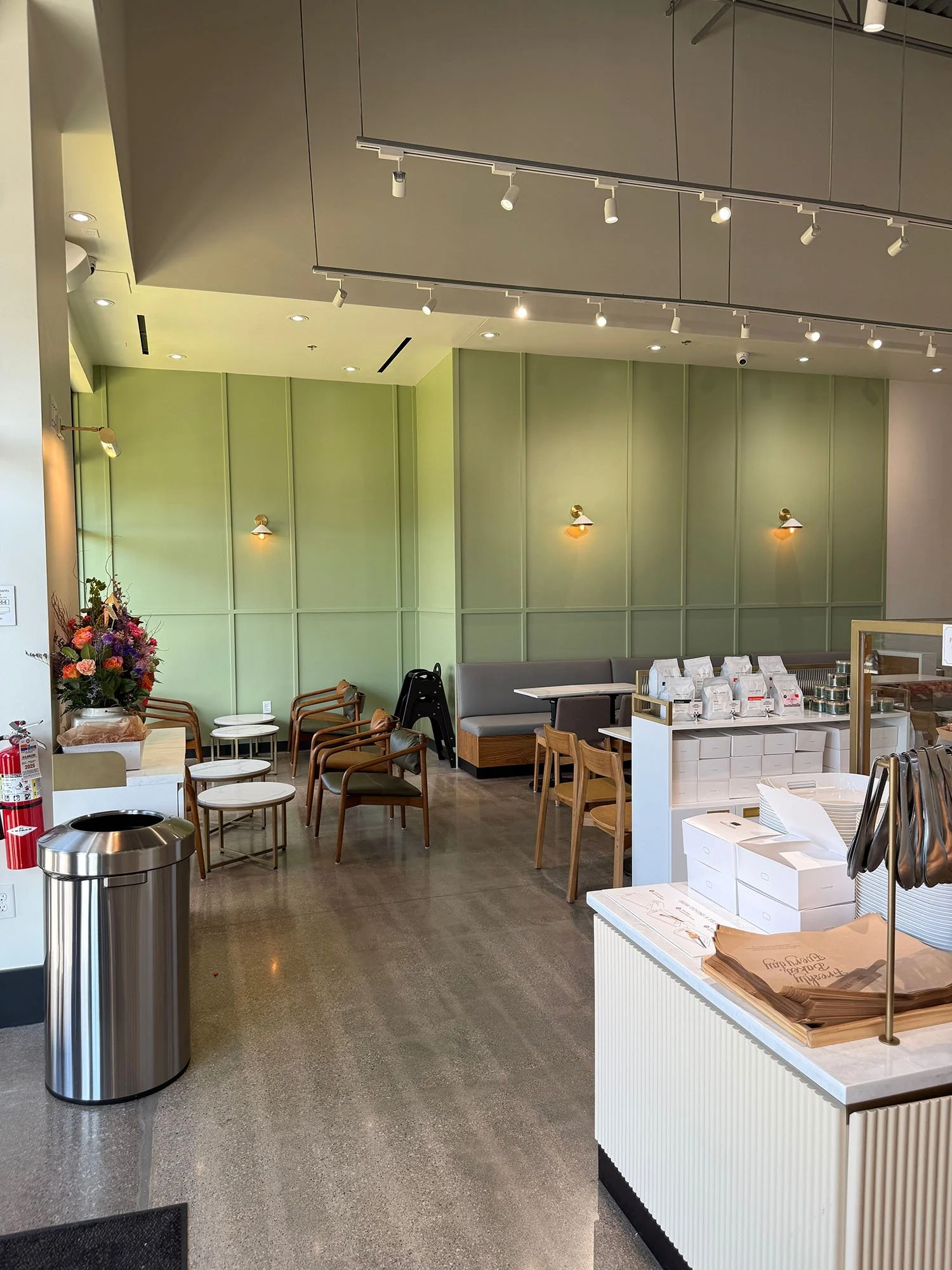 Tous Les Jour_04.jpg