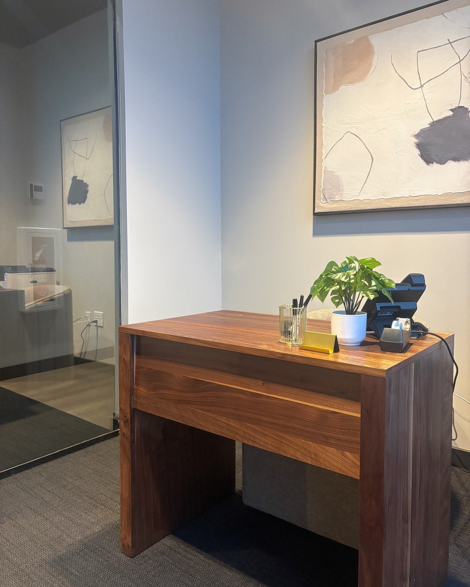 Columbus Aesthetic & Plastic Surgery in Dublin Ohio_07.jpg