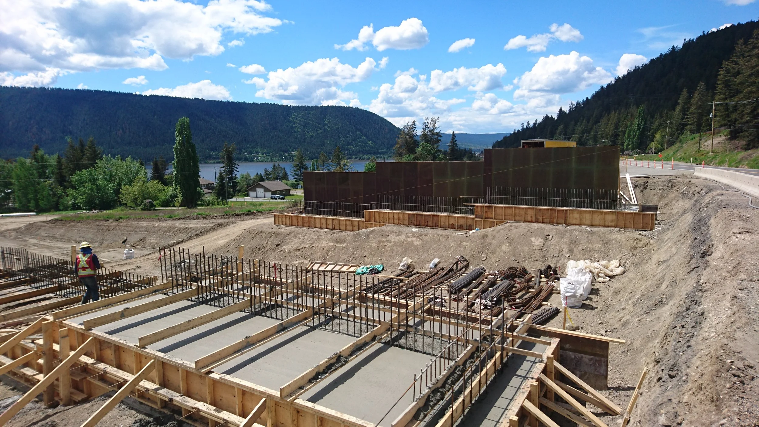 Hwy 97 Lexington Overpass and misc concrete works